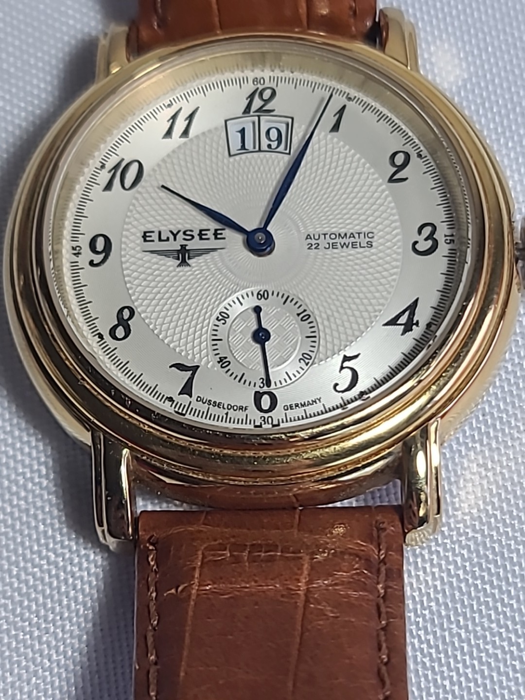 Elysee Düsseldorf Germany 80252G Chronograph Quartz Watch White/Cream Date