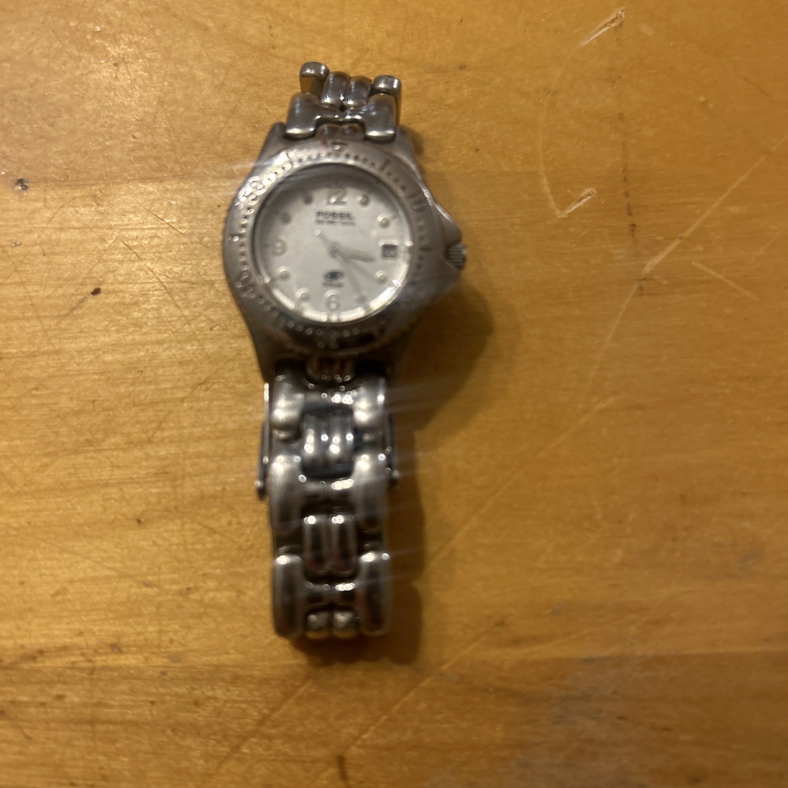 Womens Silver Stainless Steel Quartz Fossil Watch