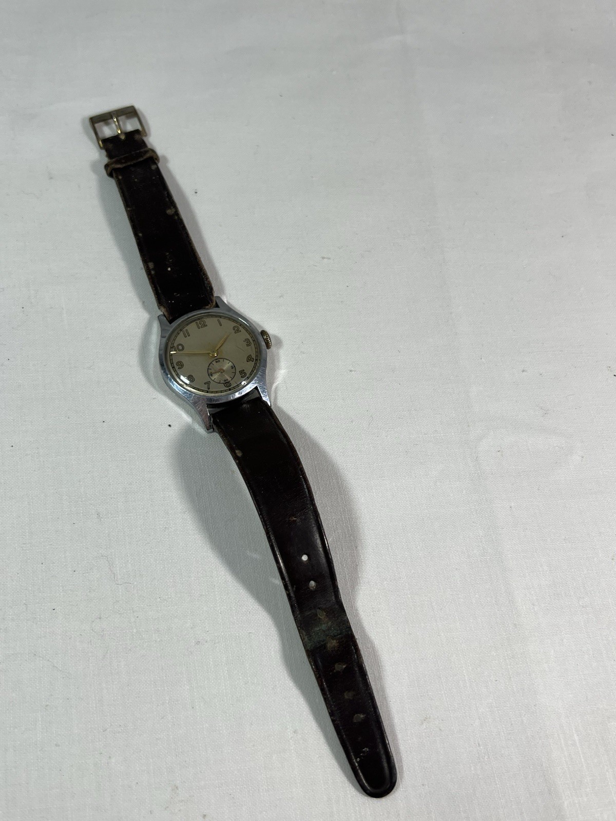 Vintage Military Style Watch, None Runner.