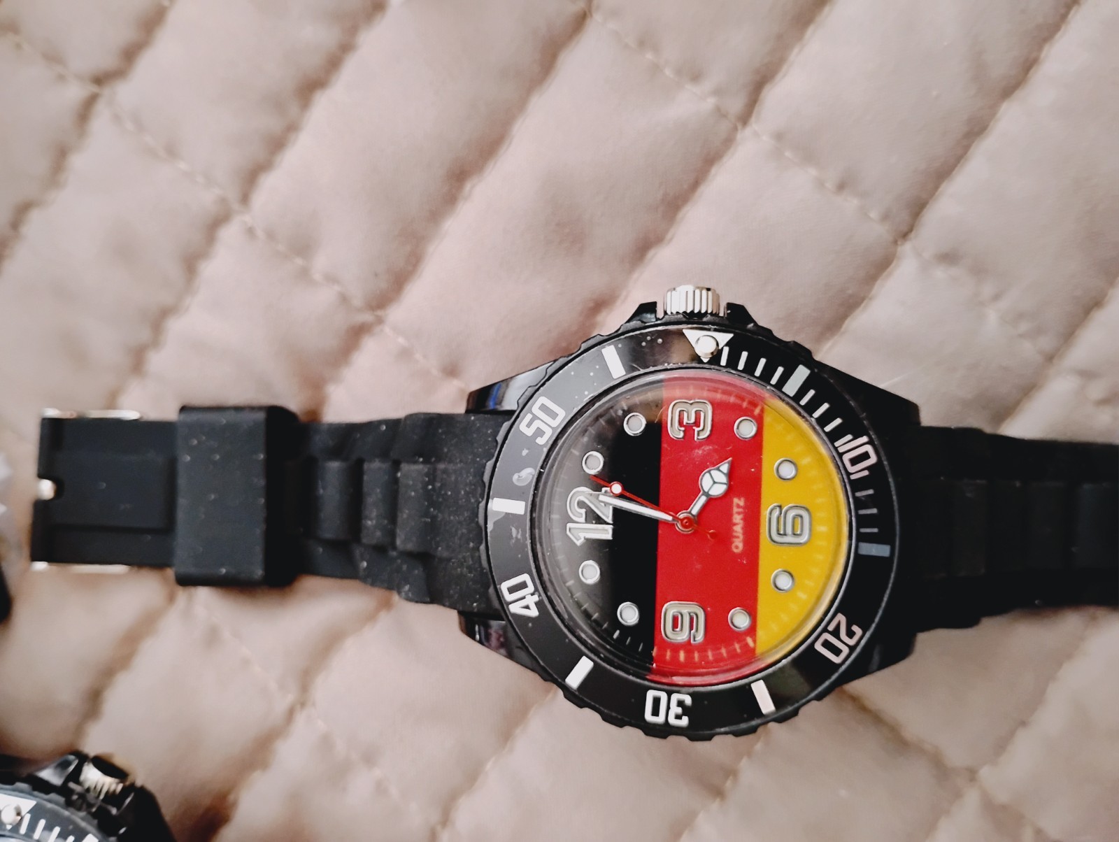 Unisex NEW! Silicone Quartz Watch German Germany Flag Black, need Batterie