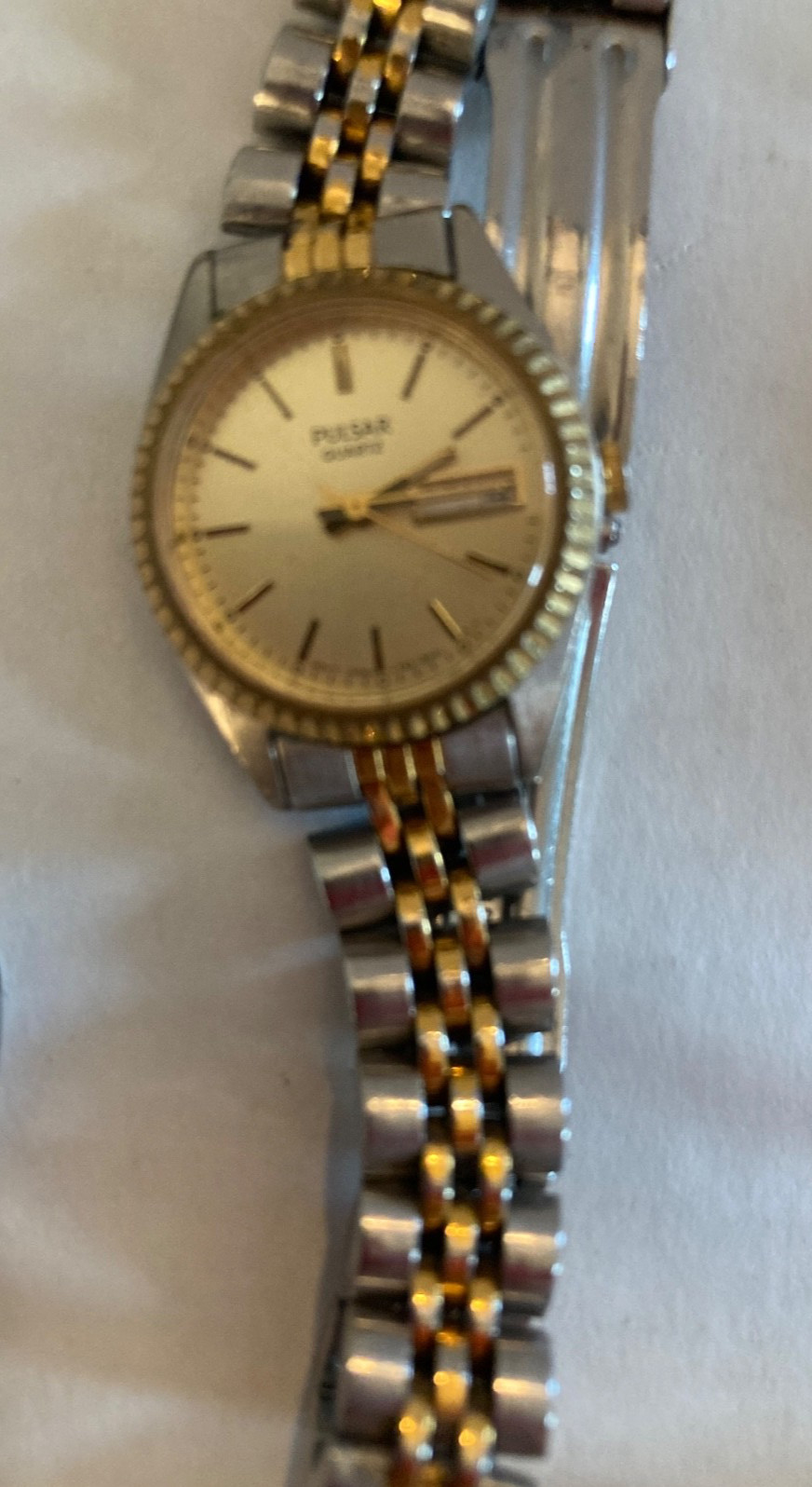 Lot of 8 Assorted Vintage Watches–Untested–May Work But Selling as Parts