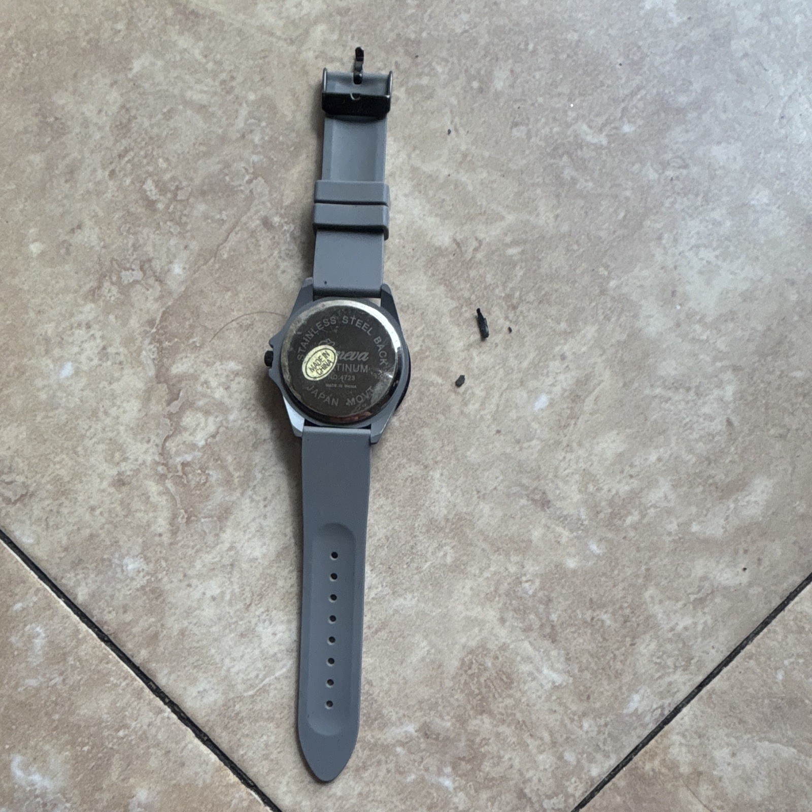 Geneva Platinum Women’s Quartz Analog Black Dial Gray Silicone Strap 40-43.9mm