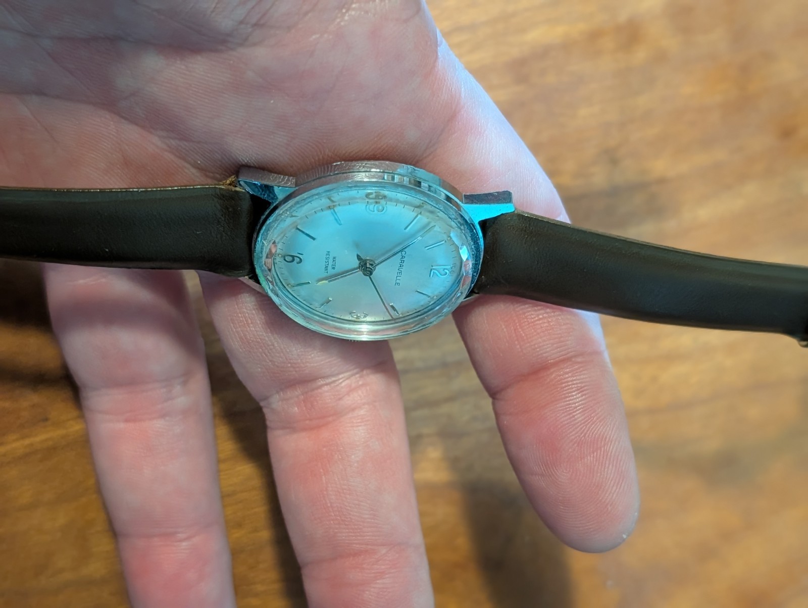 VTG Caravelle Silver Dial Mens Manual Wind Watch Runs Well