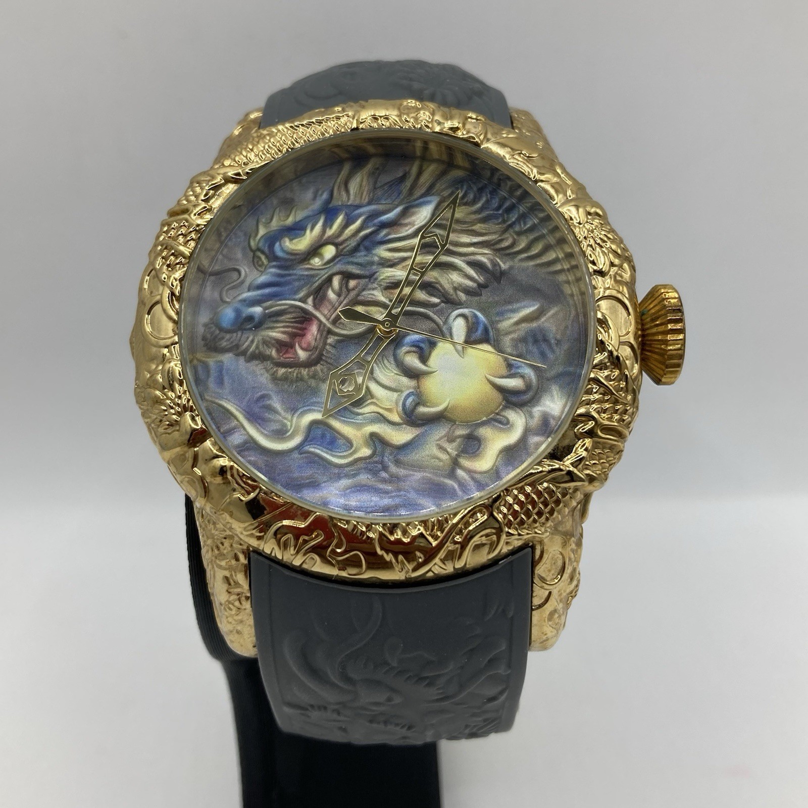 Men’s Engraved Gold Tone Japanese Dragon 48mm Watch Silicone Band New Battery
