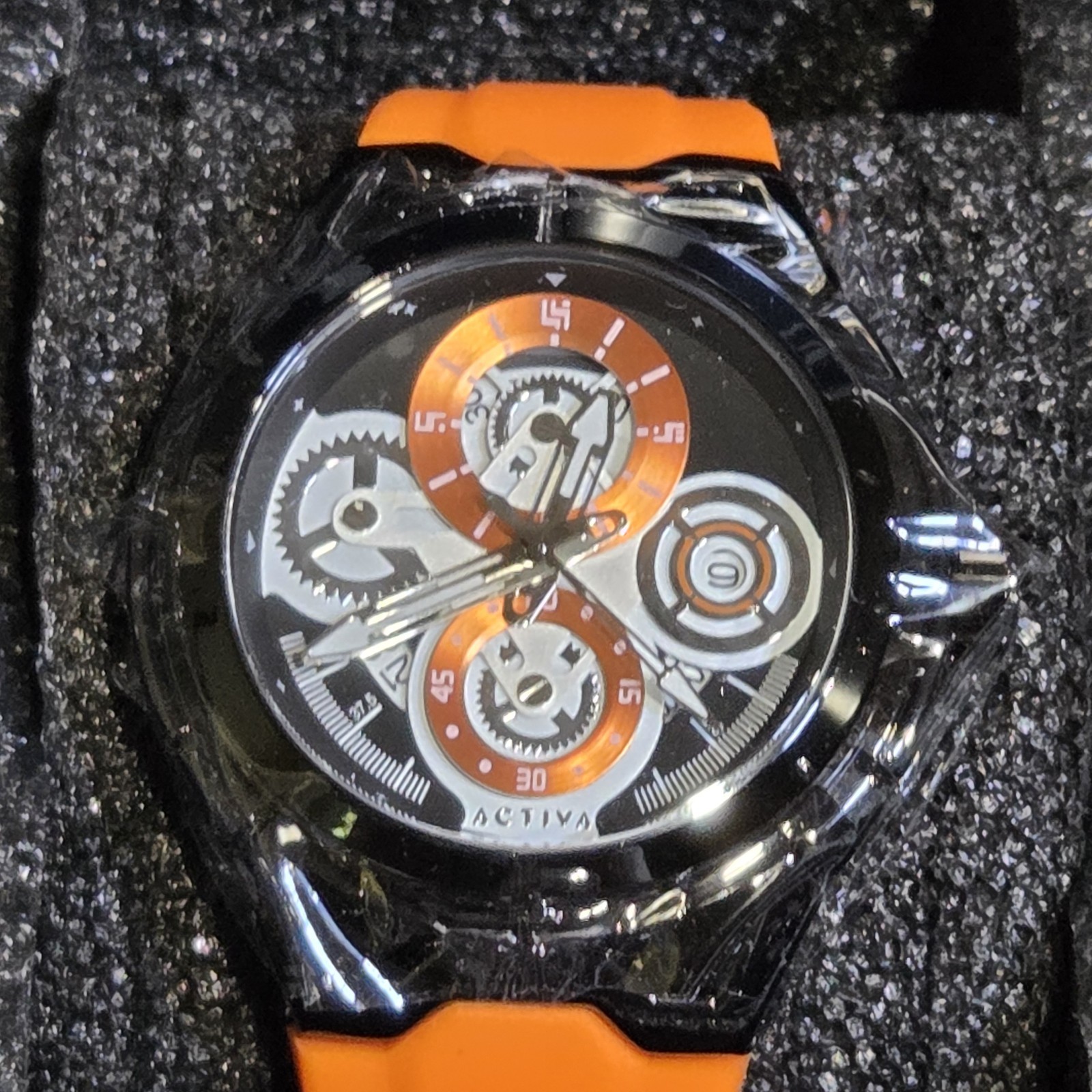 Invicta 16 watches Mega lot 13 Brand New 3 Pre-owned & New Case See Description