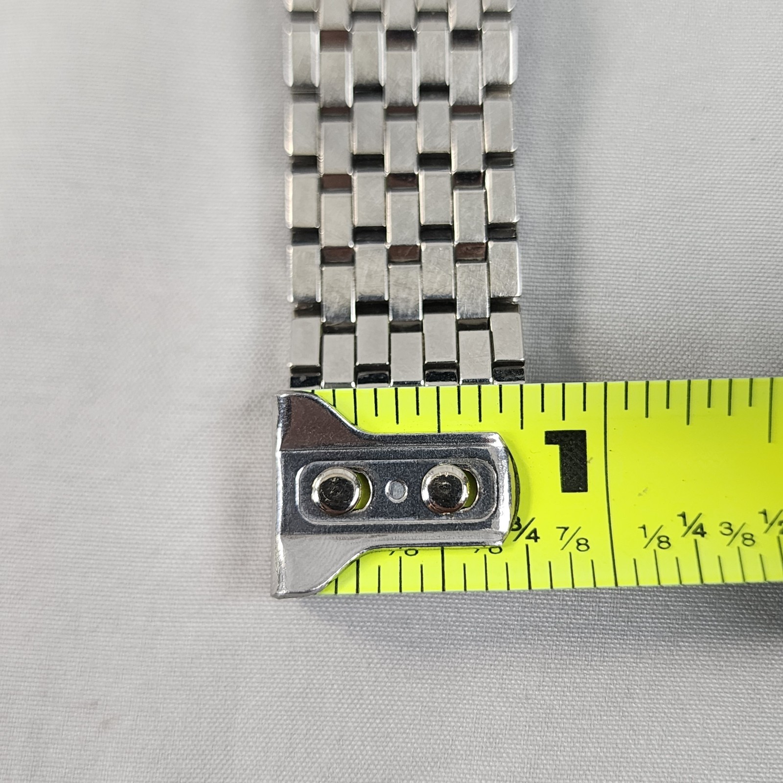 Wittnauer Swiss Rectangle Silver Wristwatch Sapphire Crystal Estate Sale Working