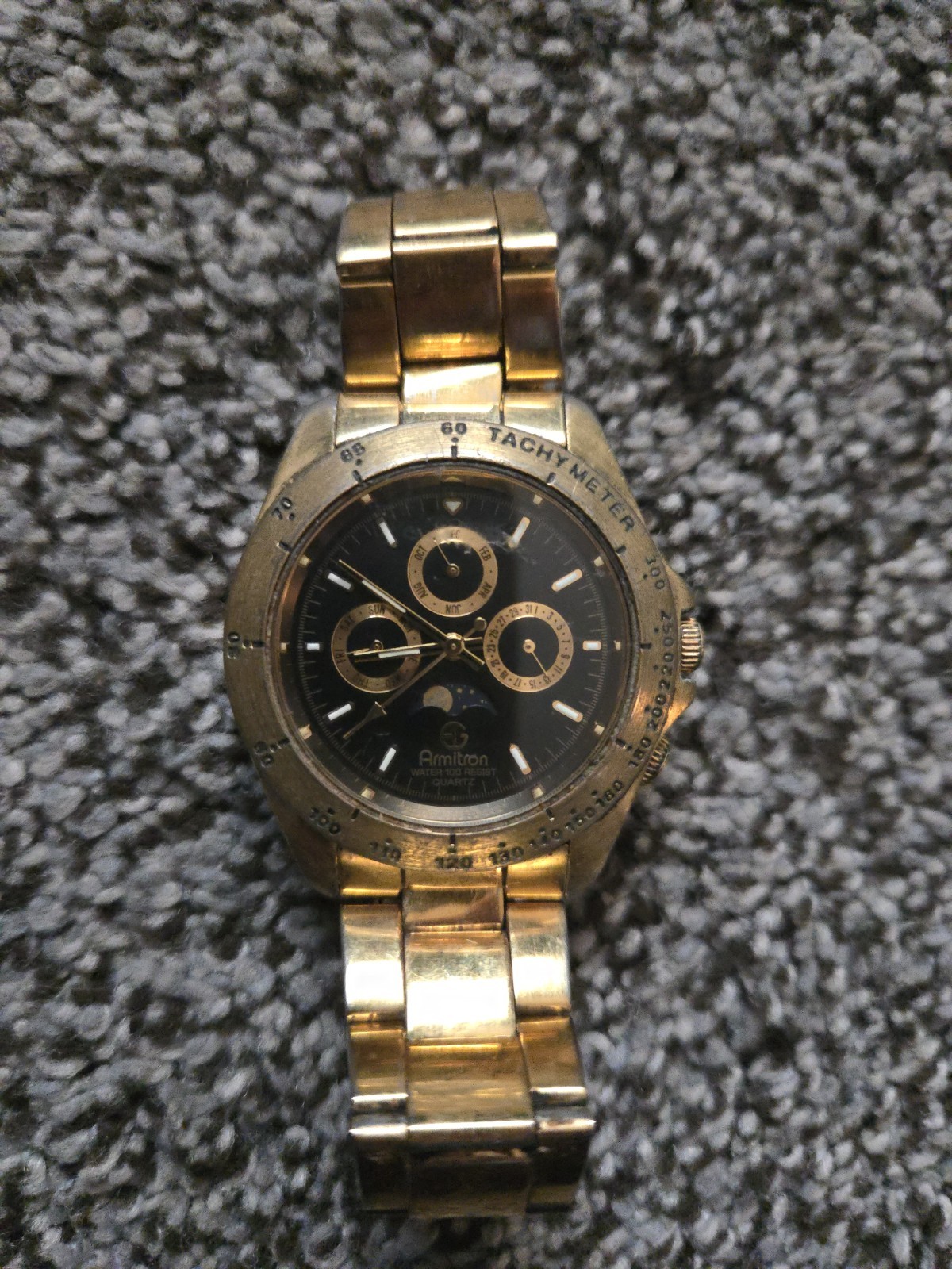 Gold Tone Chronograph Analog Wristwatch Black Dial Metal Bracelet Baton Indexes