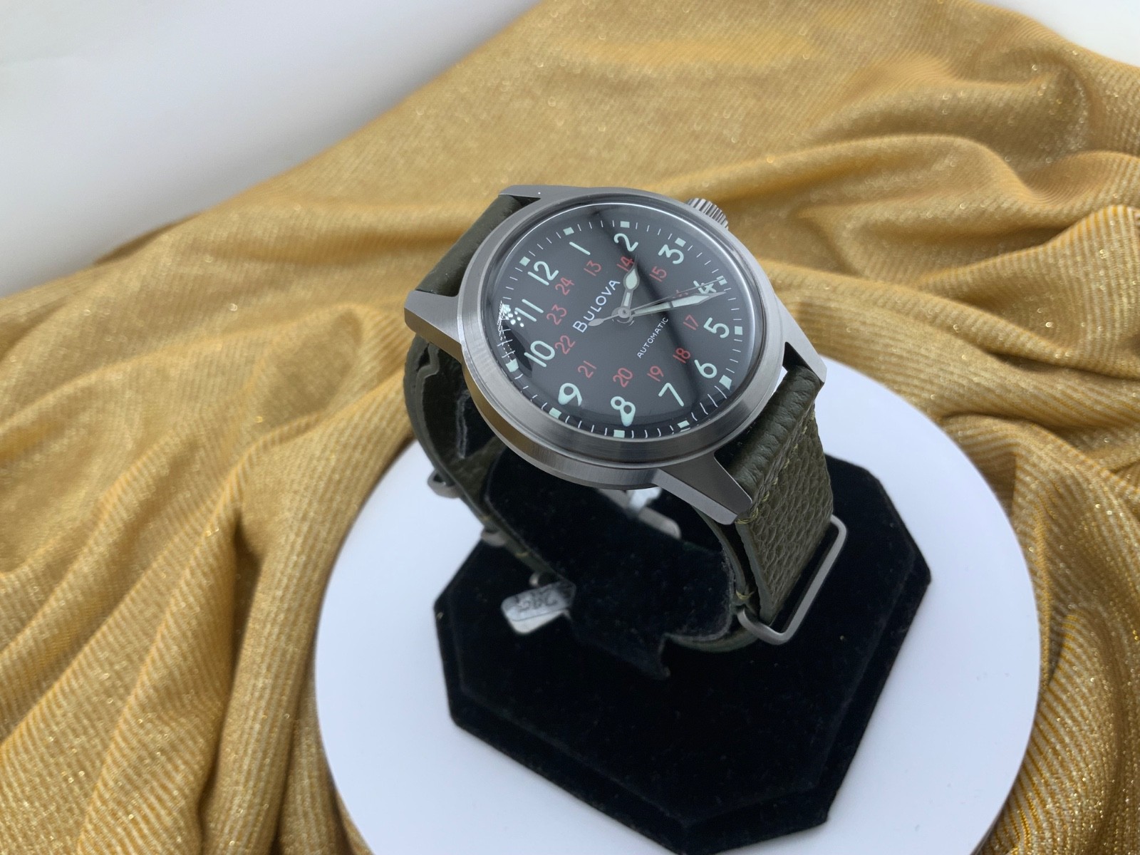Bulova Military Heritage’Hack Watch’ Auto (38mm) Black Dial/Green strap RPP £299