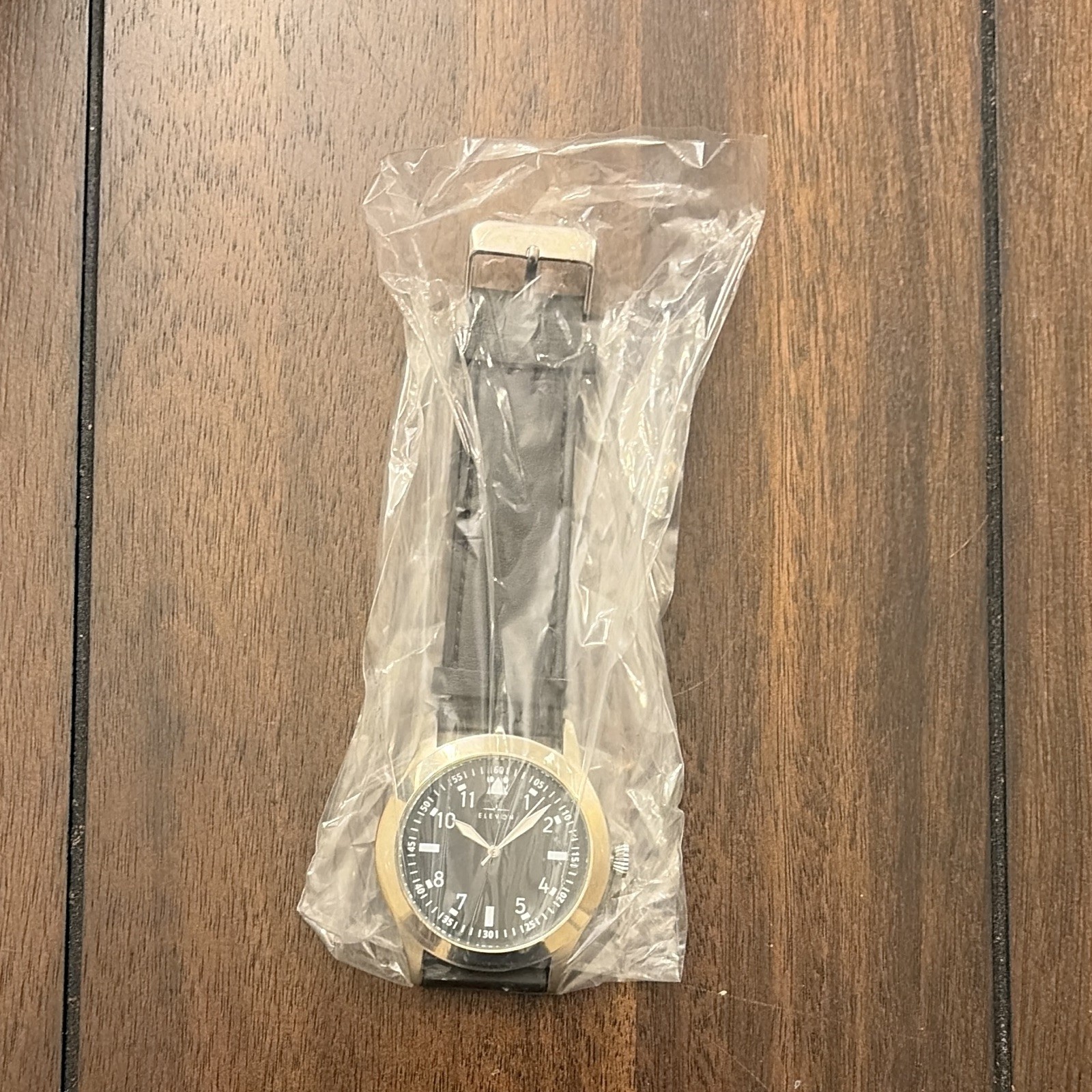 Elevon Men’s Quartz Wristwatch Gold SS Case Black Dial Leather Strap 42mm 3ATM