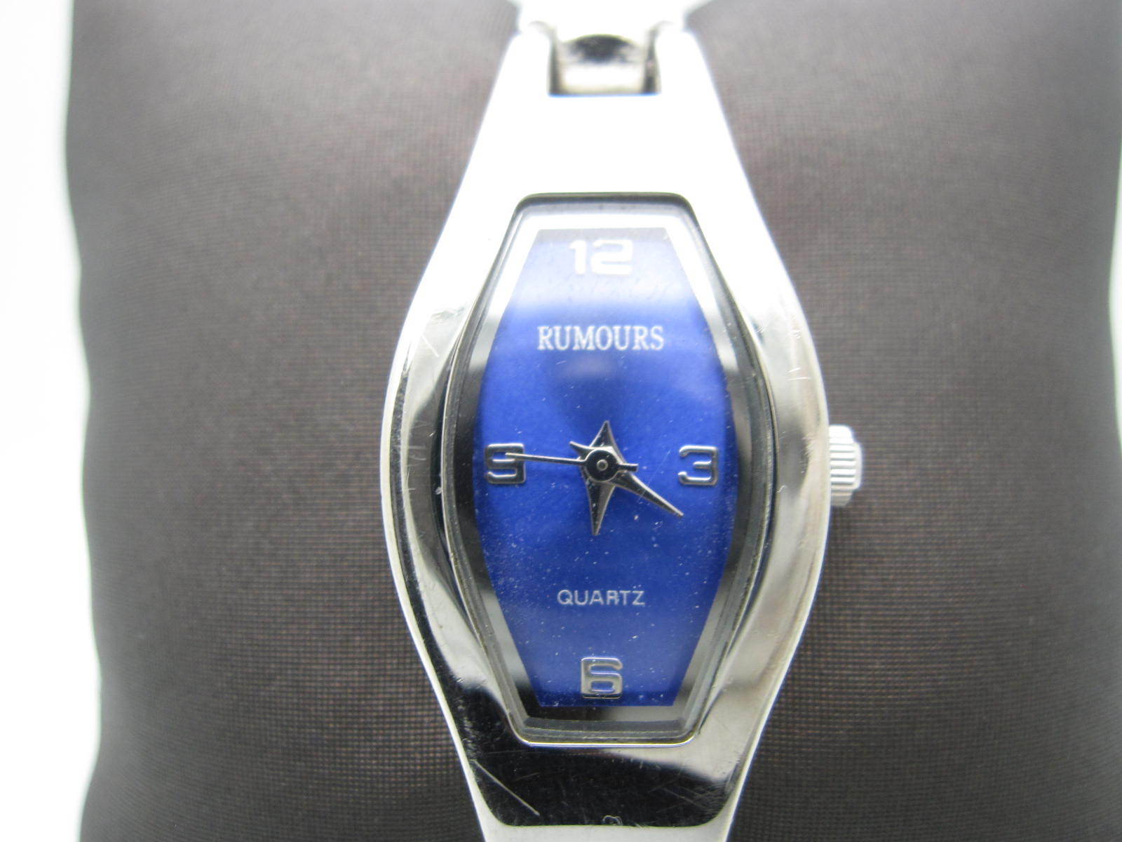 Women’s Rumours Quartz Water Resistant Analog Dial Formal Watch (A985)