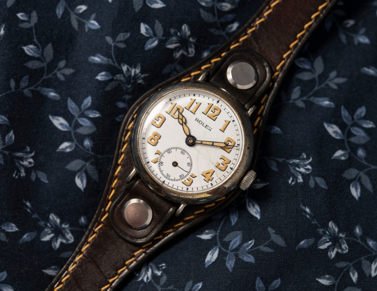 Rolex WW1 Trench Watch – Enamel Dial – Wire Lugs Circa – 1914-1919 – Running