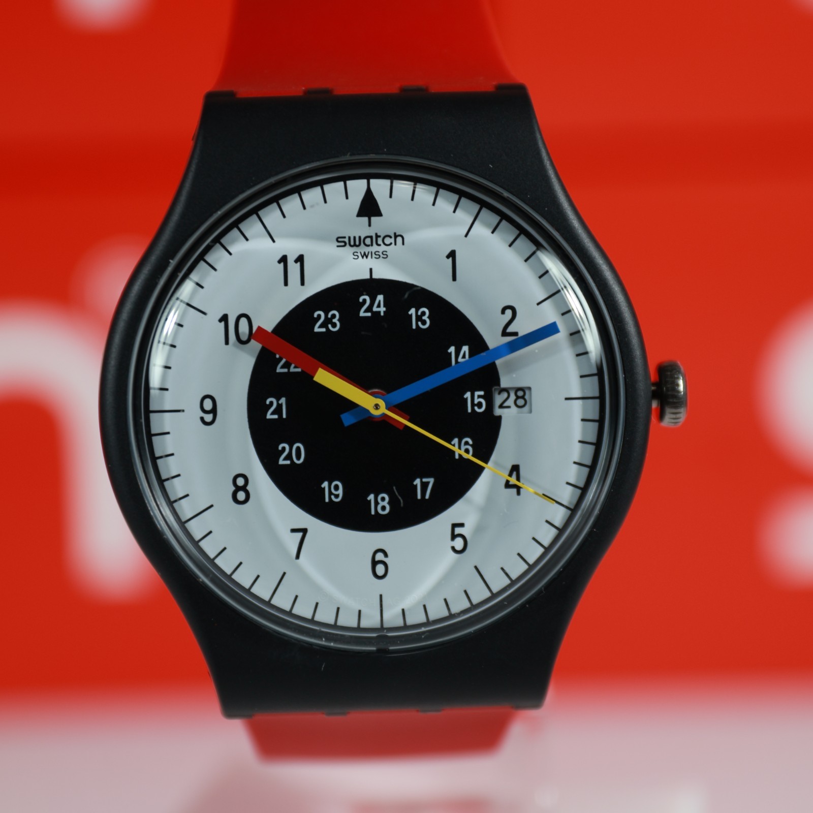 NEw LImited Swiss MAde SWATCH SO32B401 ROUGE & NOIR Black Red 41MM Multicolor ha