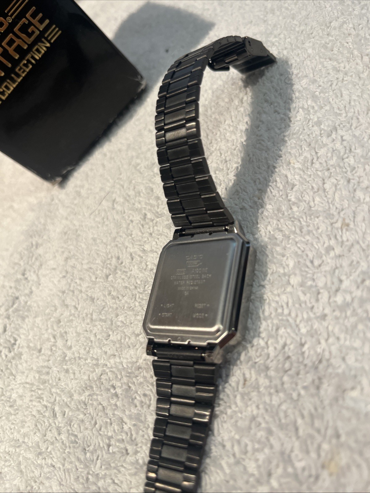 Casio A100WEGG-1A2 Digital Watch Black Gold Stainless Steel Retro Vintage Men’s