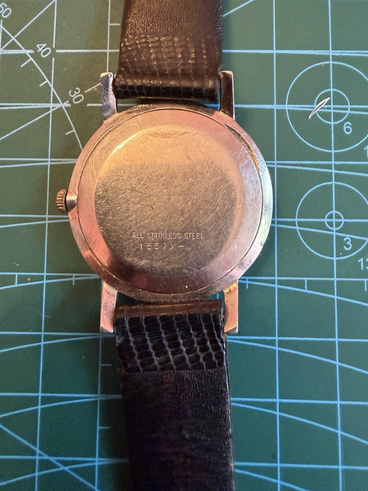 Vintage Incabloc 17 Jewel Manual Wind Gold Dial Watch Black Leather 33.3mm
