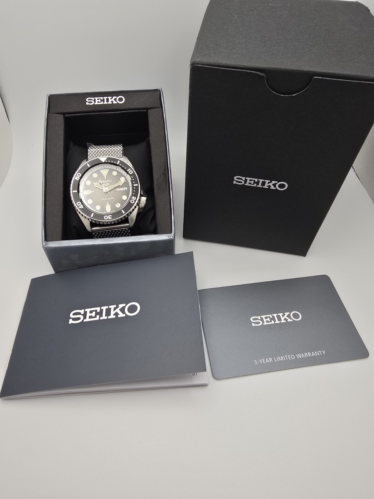 Seiko 5 Sports Suits Style SRPD73K1 Automatic 42.5mm Black Mesh Bracelet New