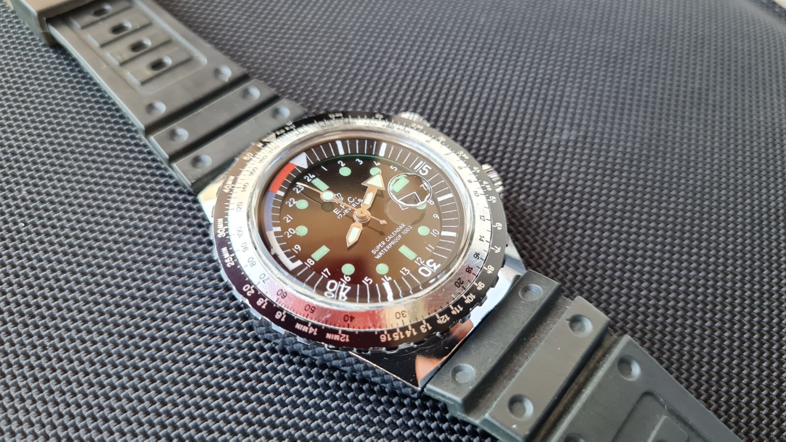 E.R.C. Super Tachym Calendar Waterproof 100% Vintage Diver Inner Rotating Bezel
