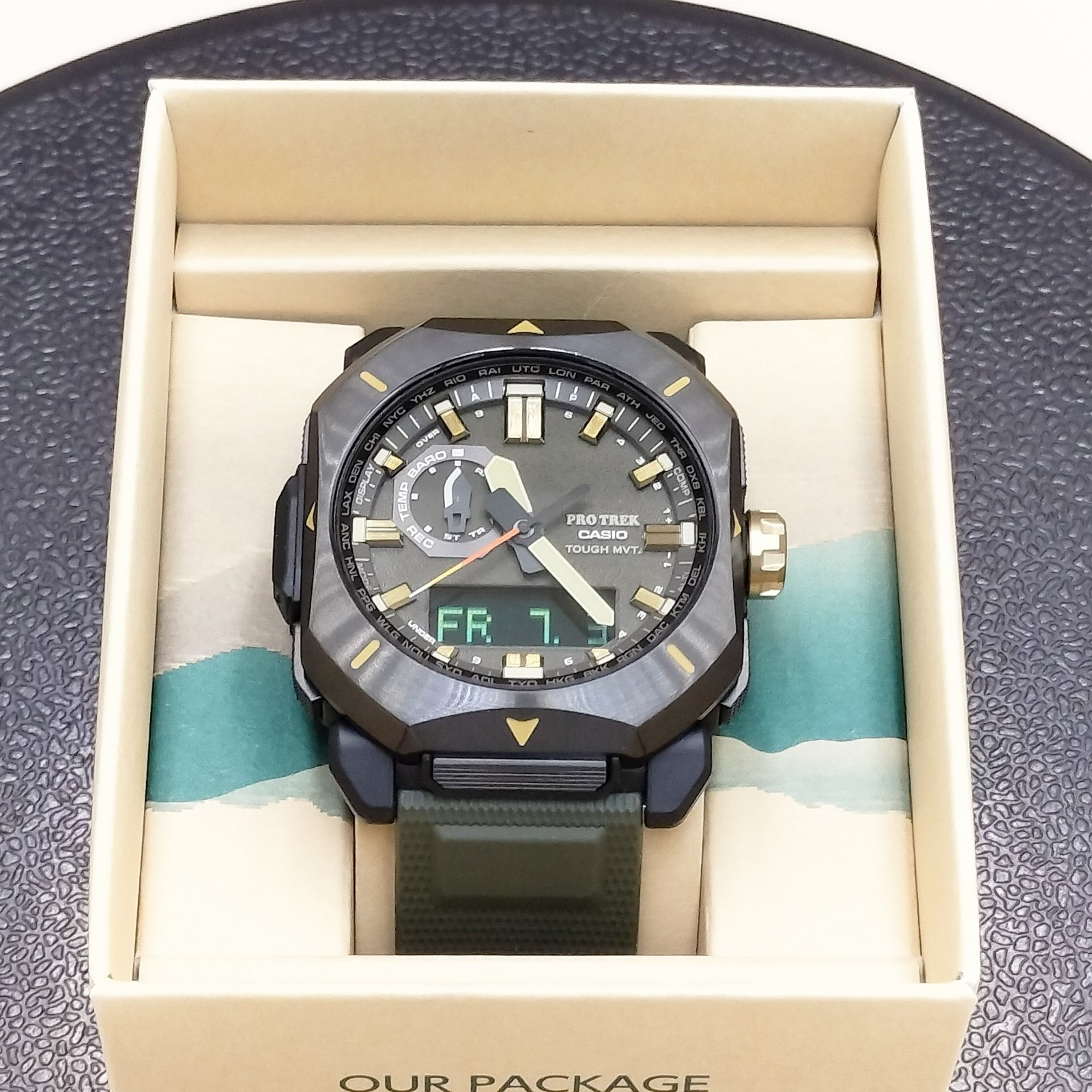 CASIO PRO TREK PRW-6900Y-3JF Climber Line MULTIBAND 6 10 BAR Green