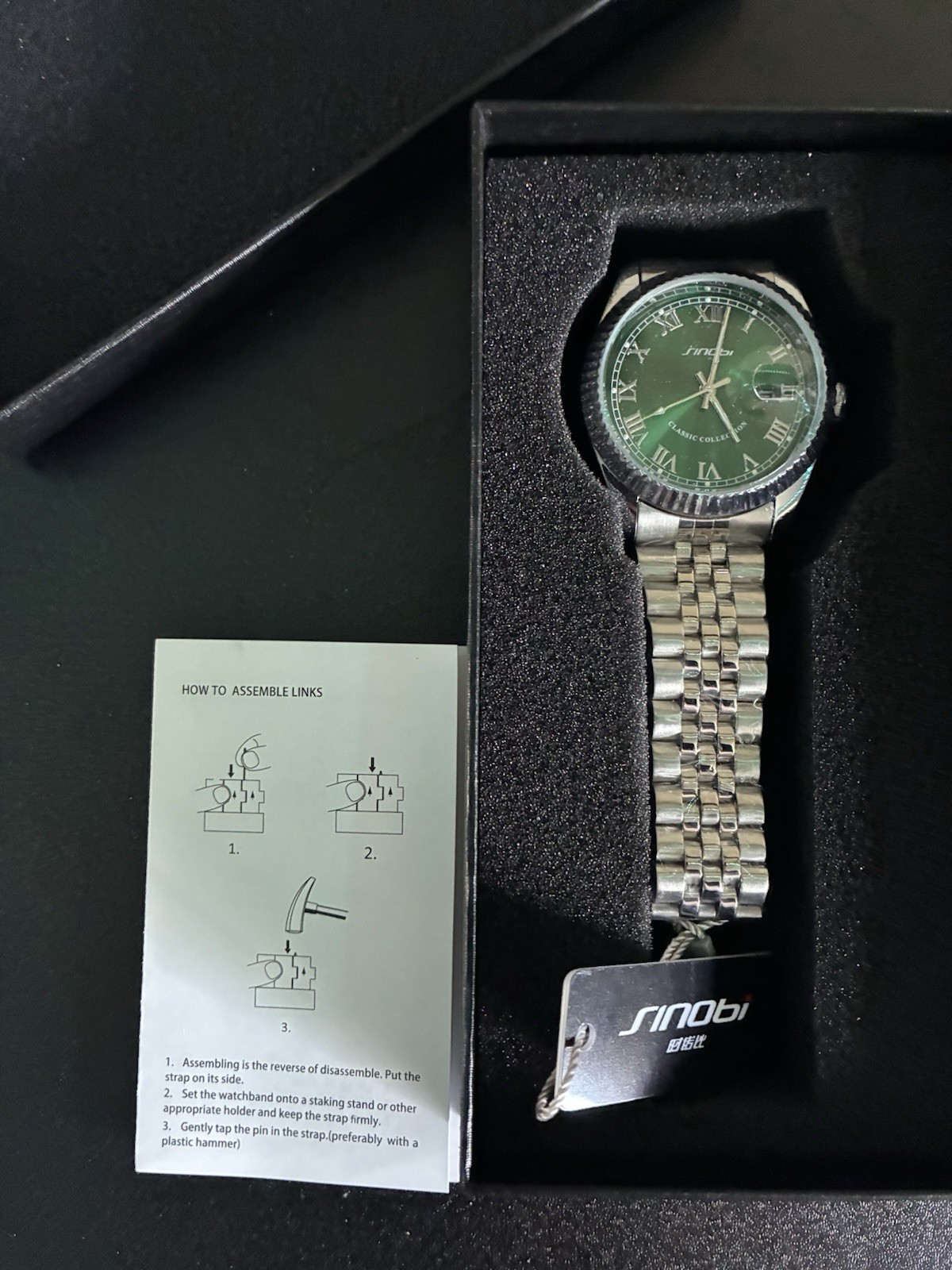 Sinobi Classic Collection Men’s Quartz Watch Green Dial Roman Numerals Box