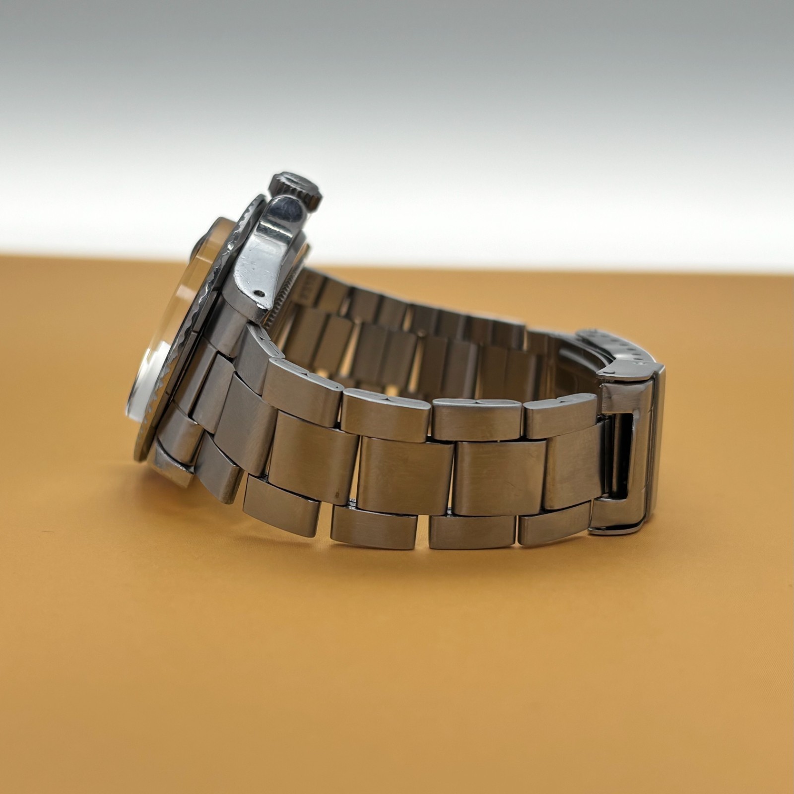 1971 Rolex Red Submariner 1680 Matte Black Mark IV Dial