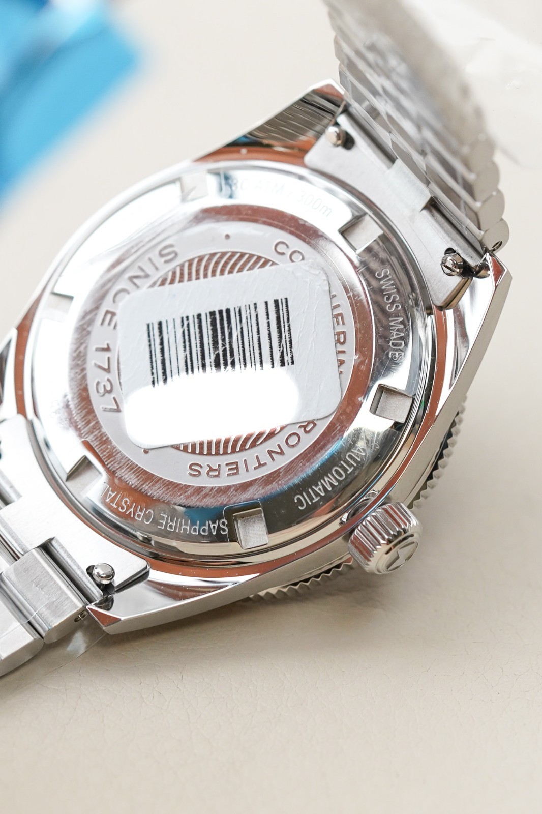 Favre Leuba Deep Raider Day Date Red 00.20311.110.10.200 Men’s Steel 40mm Watch
