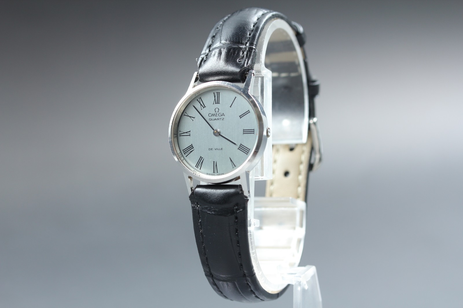 Vintage 70s OMEGA De Ville Cal.1350 Quartz Roman Dial 23mm Ladies watch New Batt