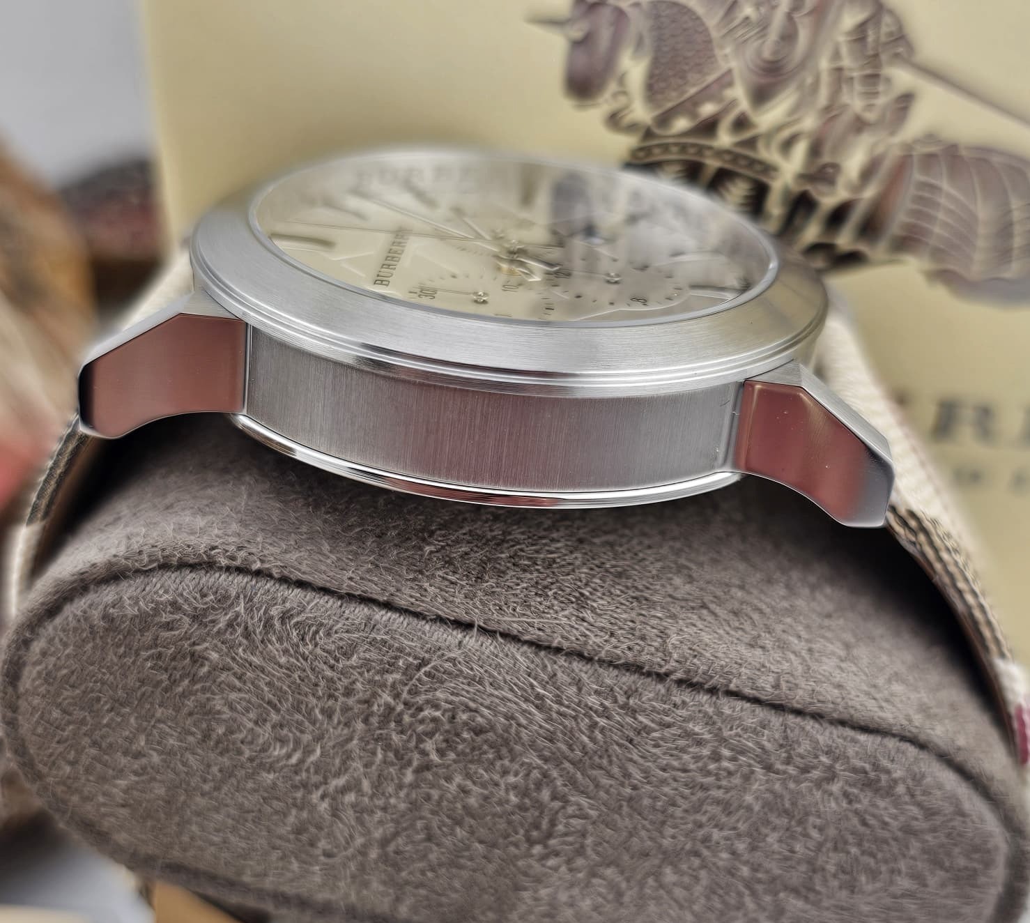 BURBERRY MENS WATCH NOVA CHECK FABRIC STRAP AND SILVER DIAL BU9357 GENUINE