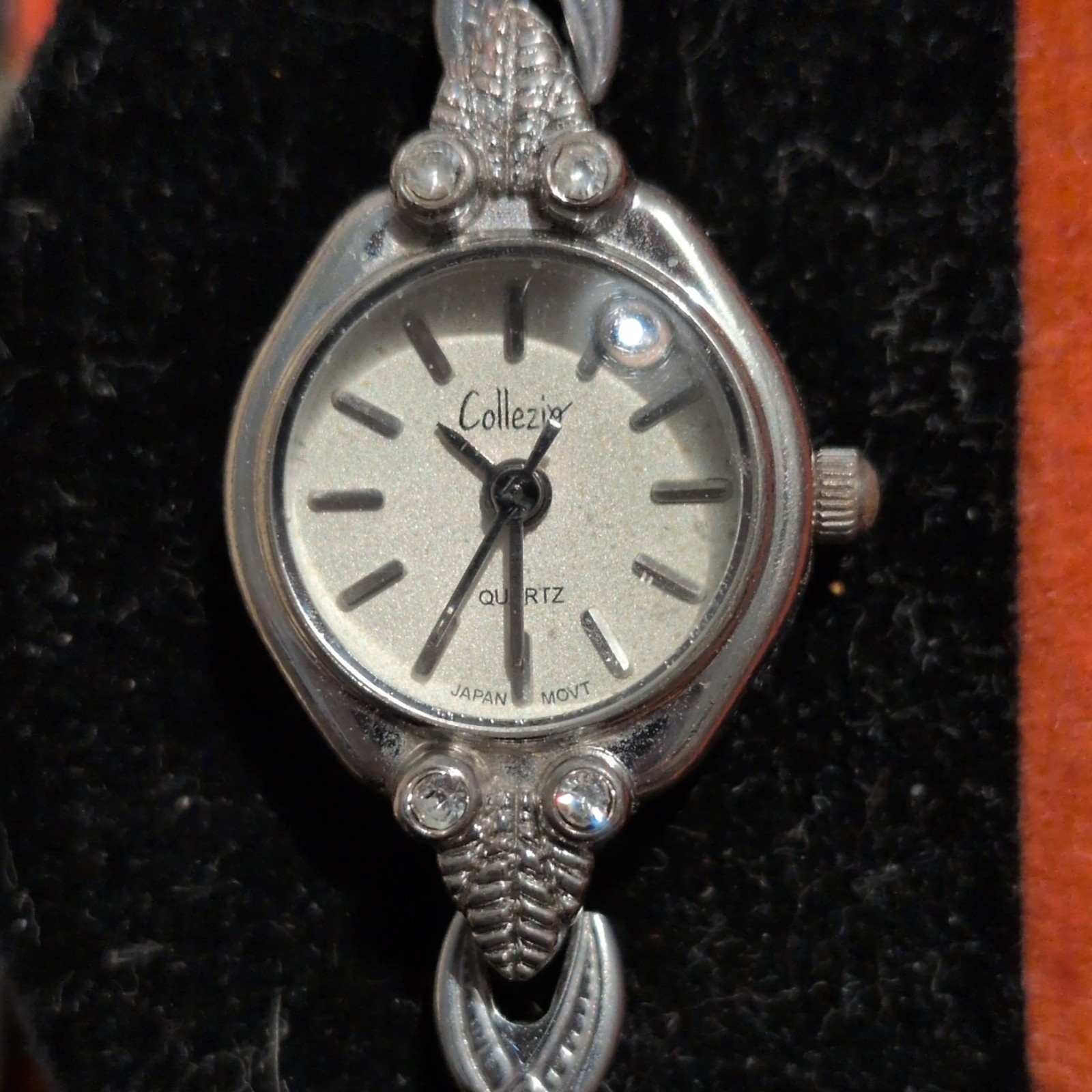 Collezio Quartz Analog Wristwatch Silver Bracelet Baton Indexes AS IS; W/O Box