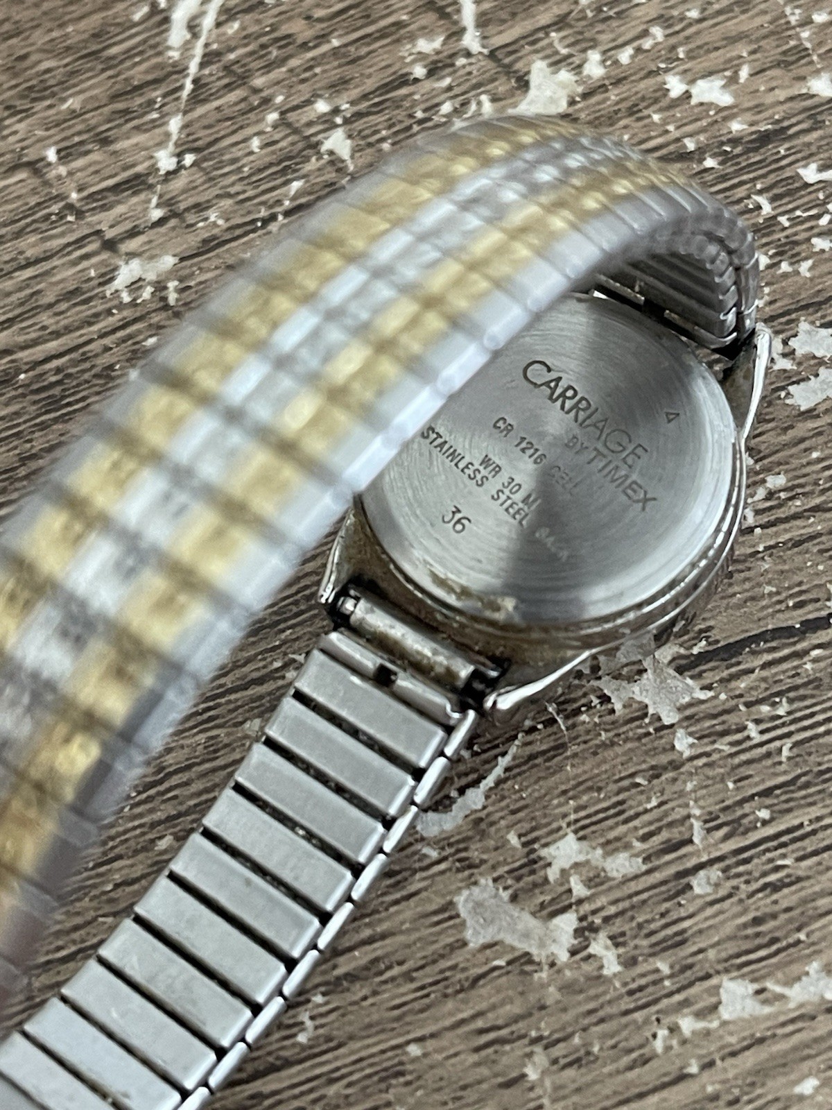 Carriage women’s watch gold silver tone quartz analog 10mm stretch band running