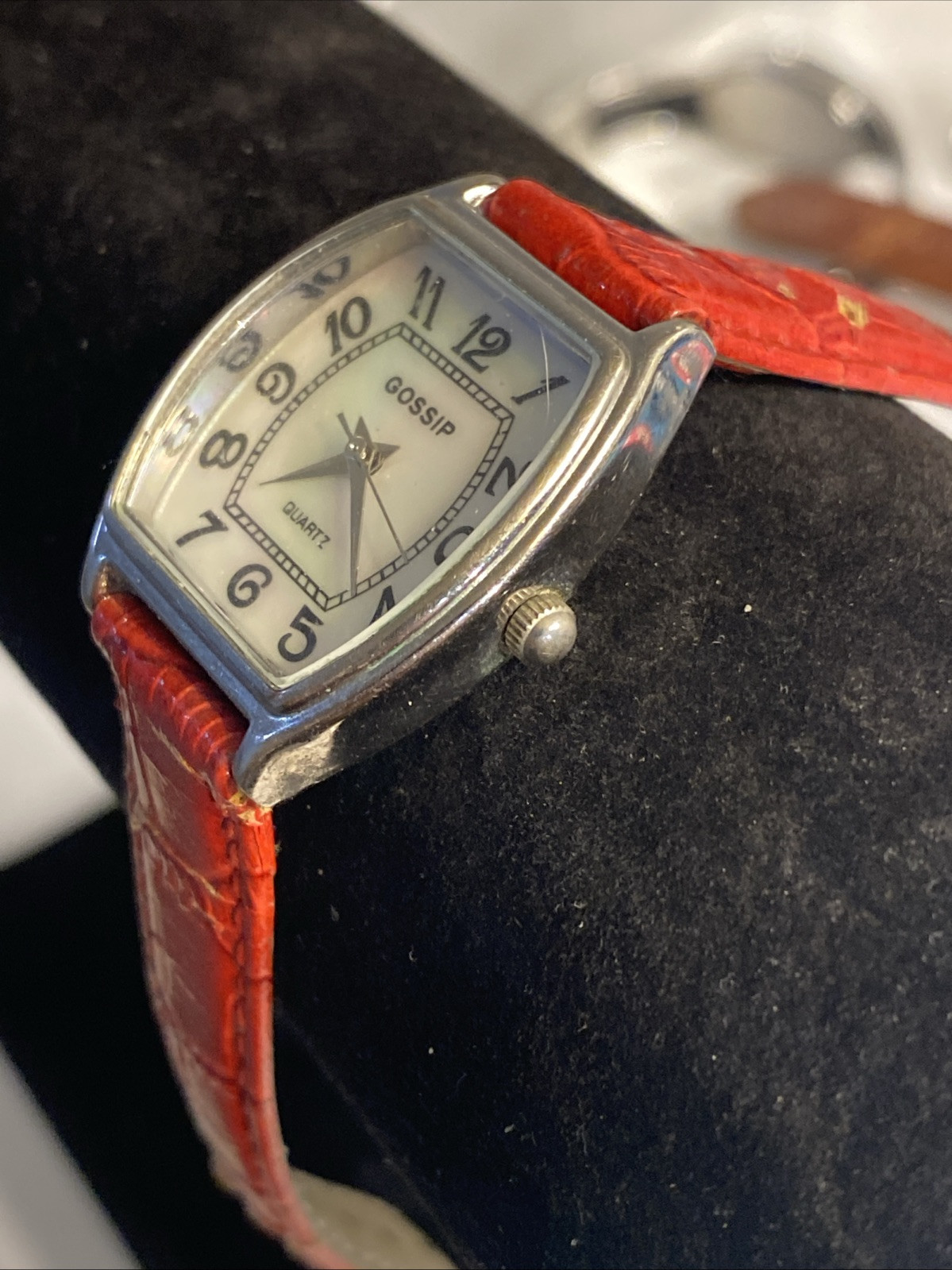 Gossip GSP234B Battery 327 with Red wrist band New Battery Leather Band