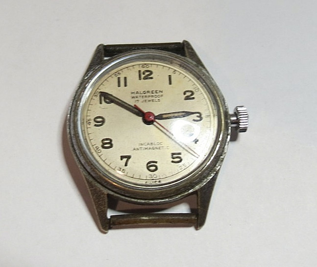 VINTAGE 1940’S MEN’S SWISS HALGREEN INCABLOC 17’J MILITARY WRISWATCH RUNS