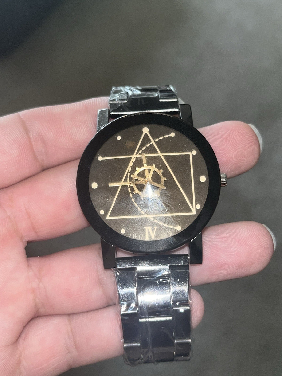 JWH Geometric Watch Black and Gold Tone Face Working New Battery