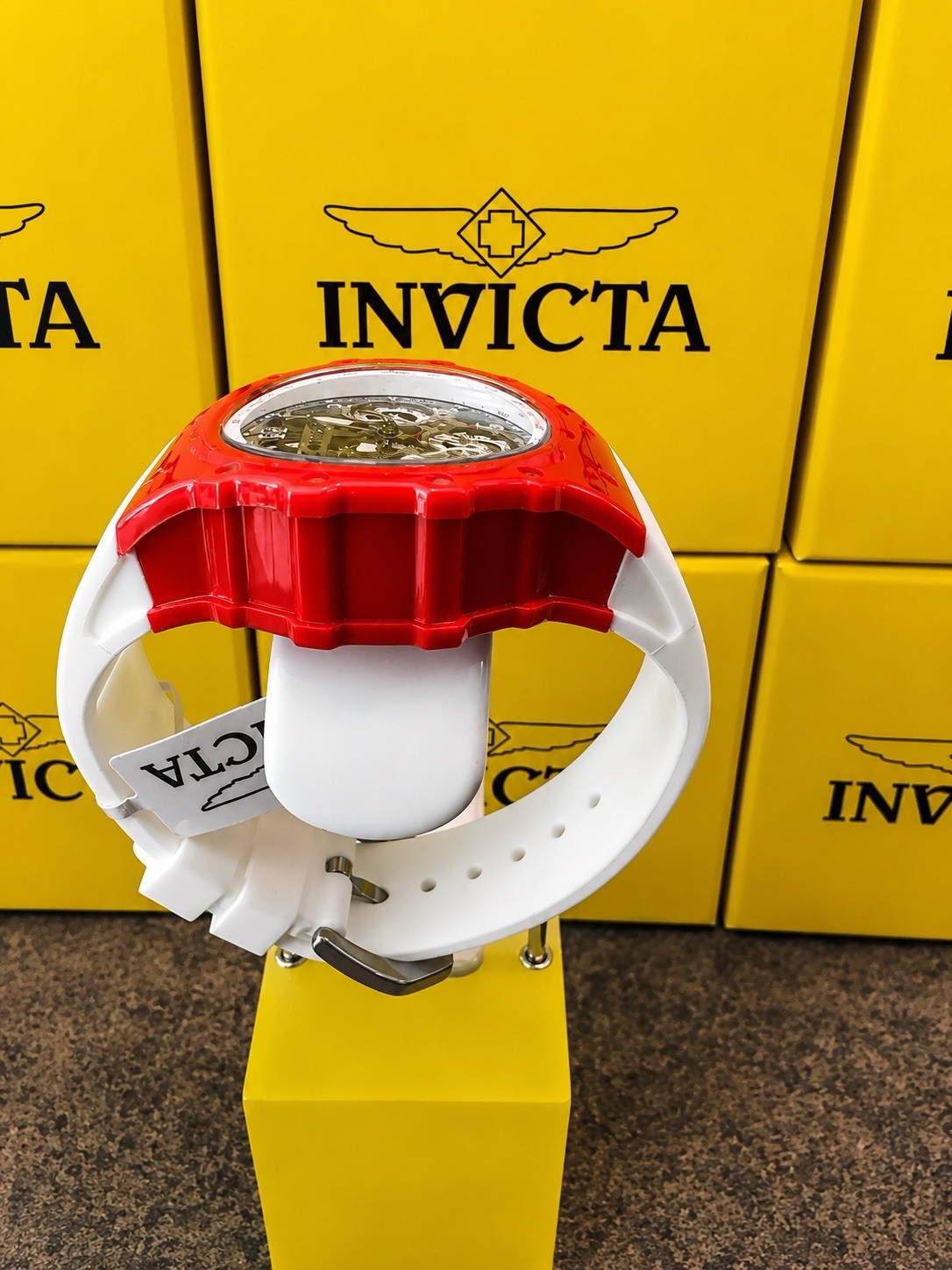 Invicta Racing Vaulthan Vaulthan Men’s Watch – 44mm. White (69647)