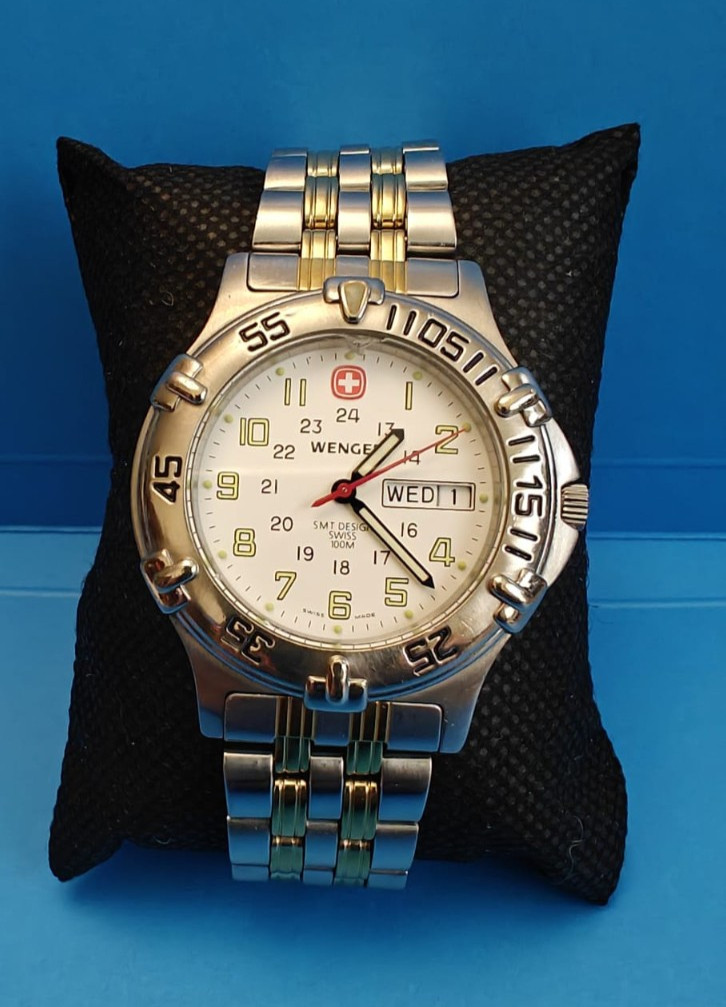 Wenger SMT Design Swiss Army 096.0685 Two-Tone Day/Date Men’s Watch 40mm 100M