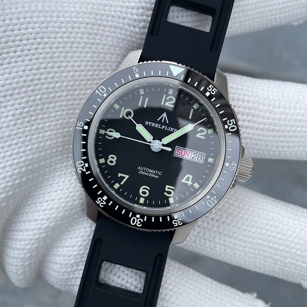 Steeldive Steelflier SF787, Pilot, NH36, Sapphire, Lume, Diver, Diving, Rubber