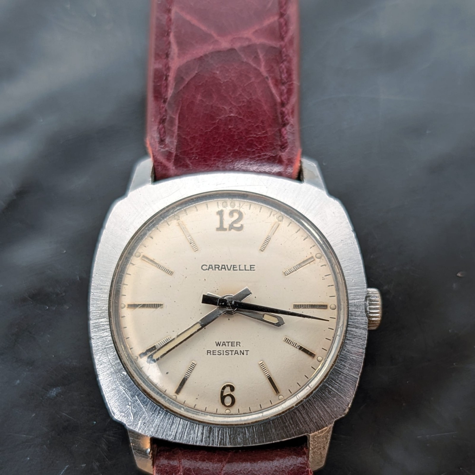 Caravelle+Bulova Vintage Mens Watch 11DP Wind+Up Running Silver Cushion â