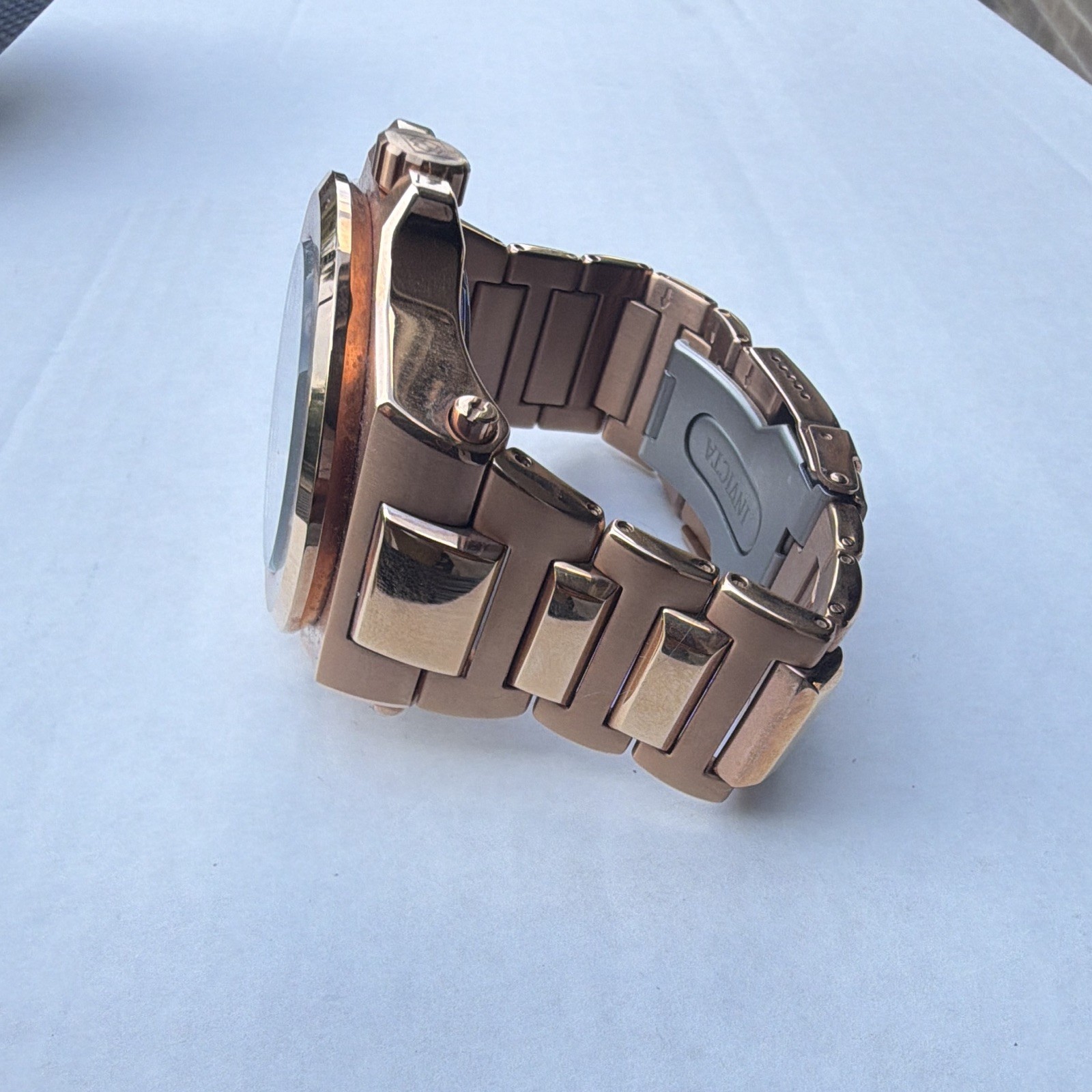 Invicta Akula Men’s Automatic Black Dial Rose Gold SS Bracelet Watch 200m 48mm