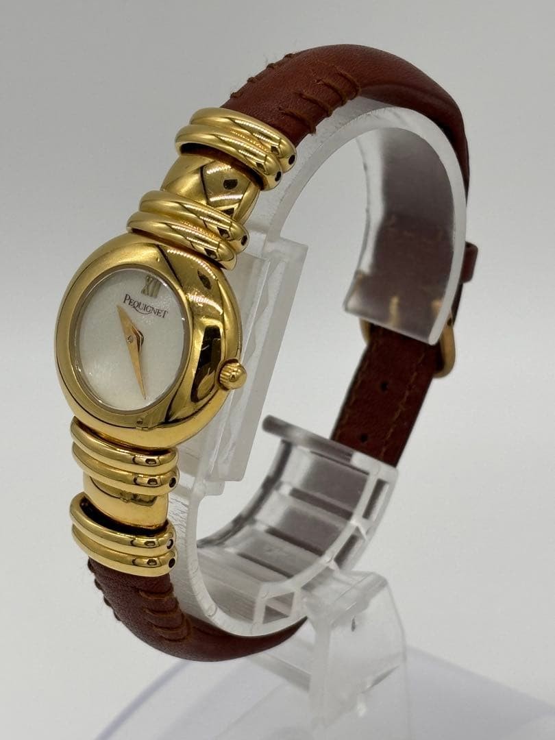 Pequignet Quartz White Ladies Watch 5747 Japan Working Condition 07714