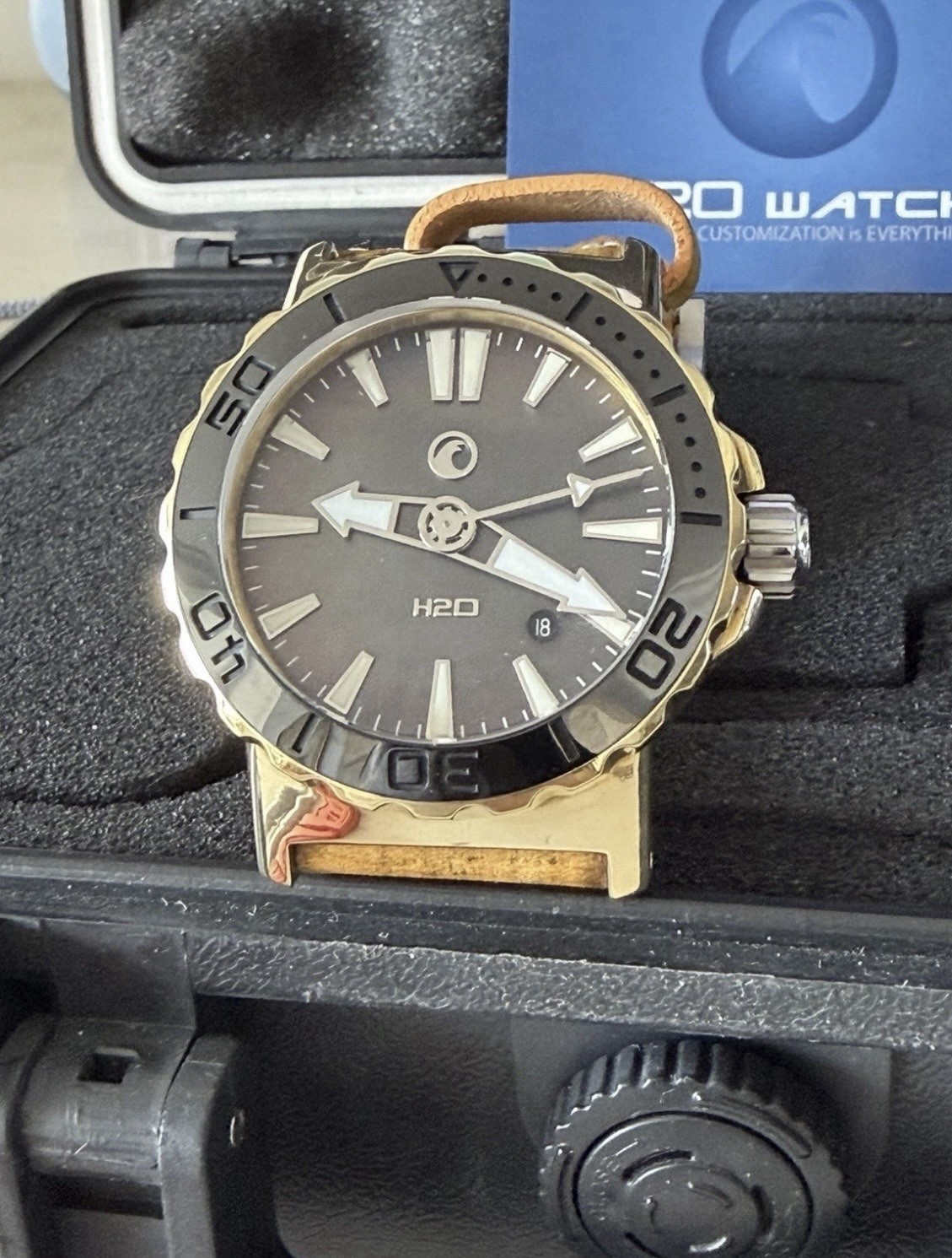 H2O Helberg Kalmar. 44mm Diver. Polished Tumgum. Swiss ETA 2892
