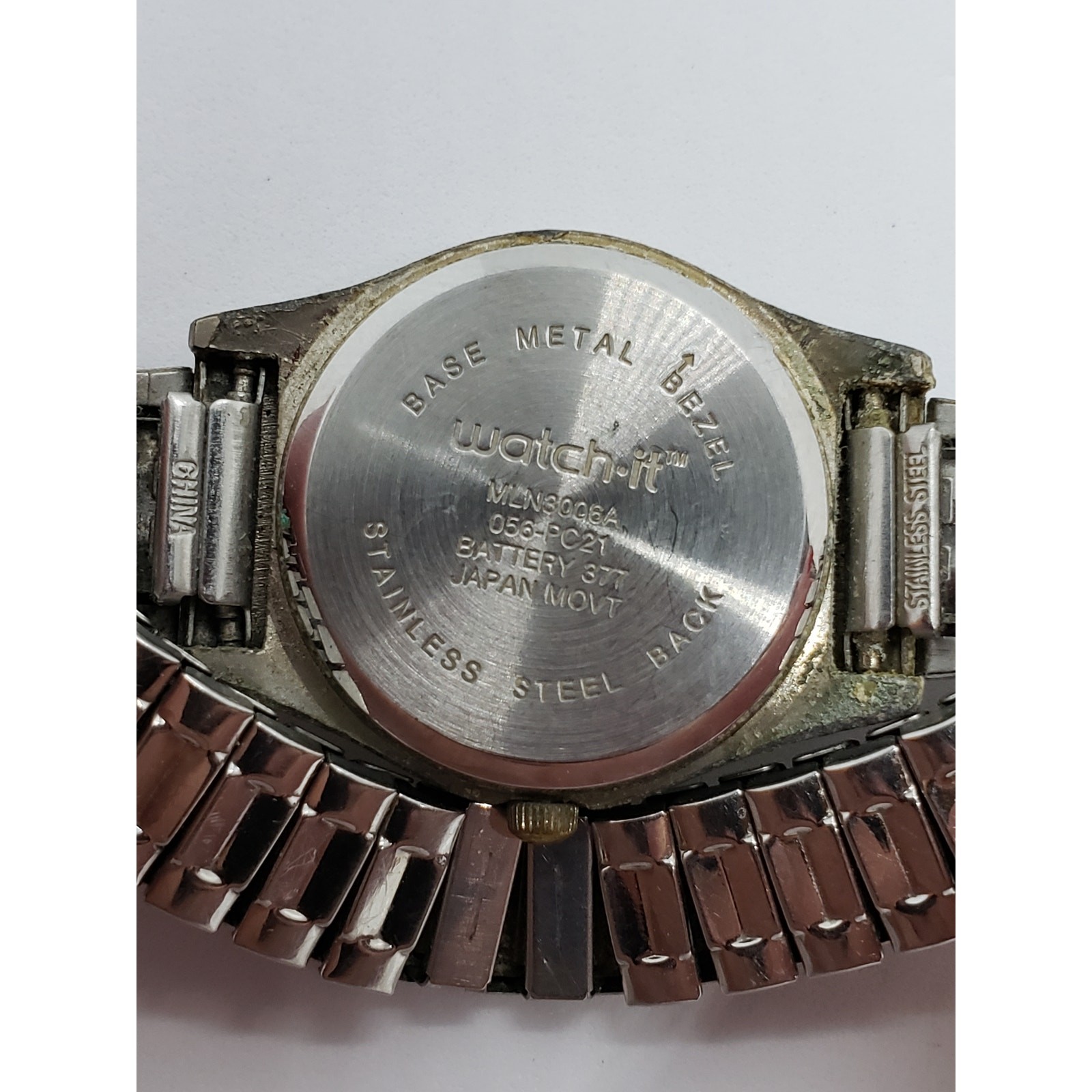 Watch it men’s watch MLN3006A 056-PC21 Classic style face with 24 hour indicator