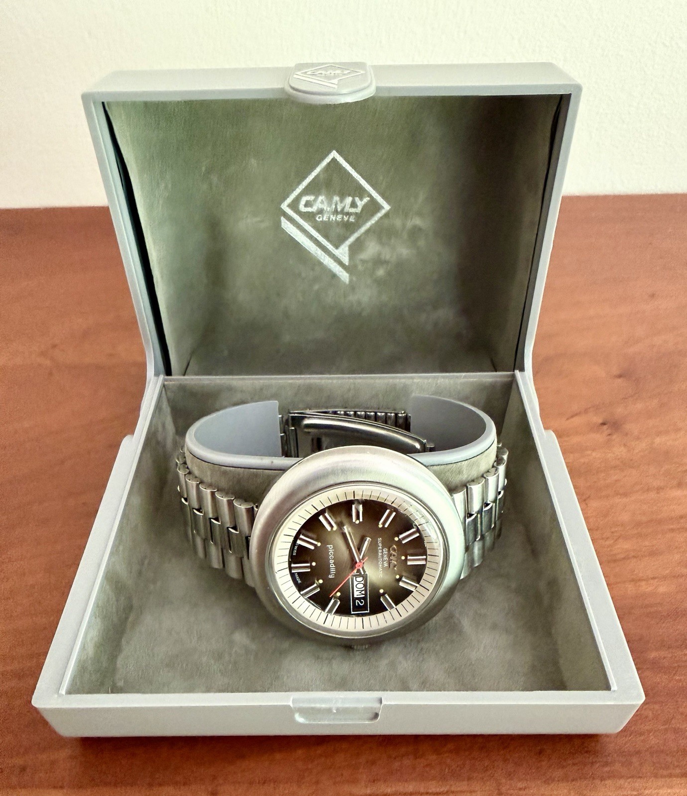 Camy Geneve Superautomatic Piccadilly Golden Bronze Dial Men’s Watch 1970 CLA’d