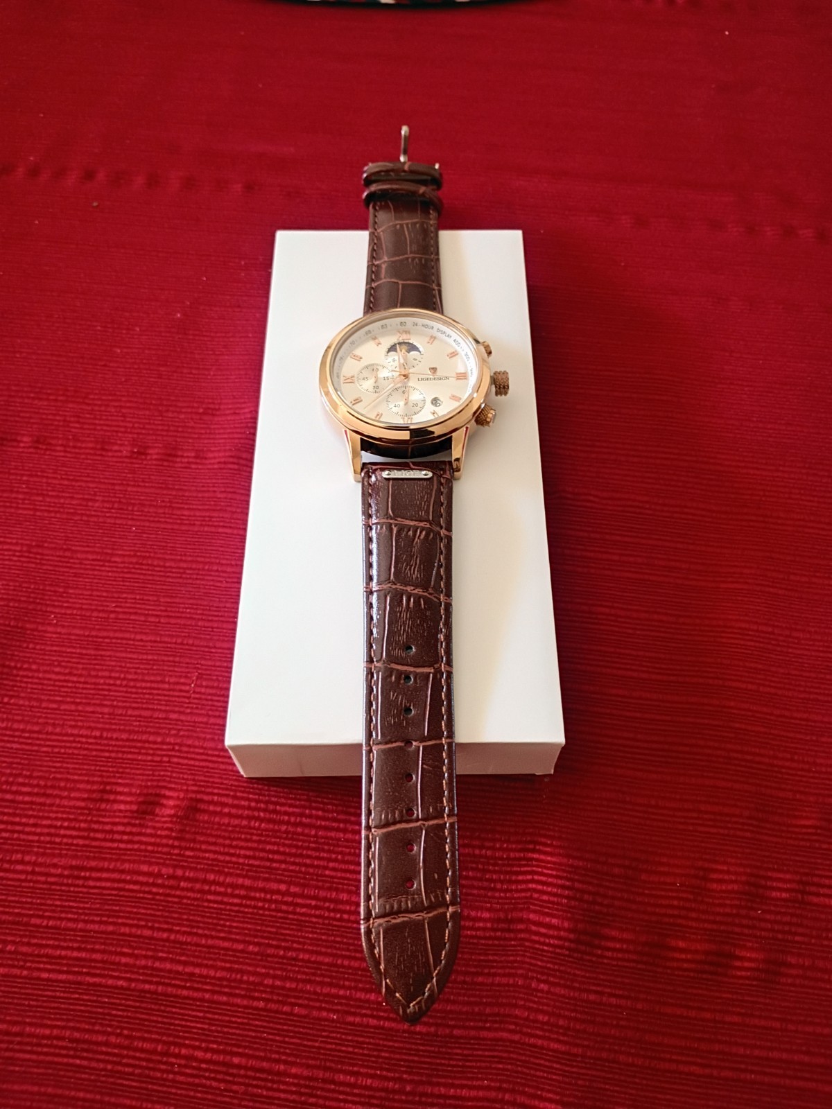 LIGE Men’s Analog Quartz Watch Rose Gold Tone White Dial Moonphase Date Box