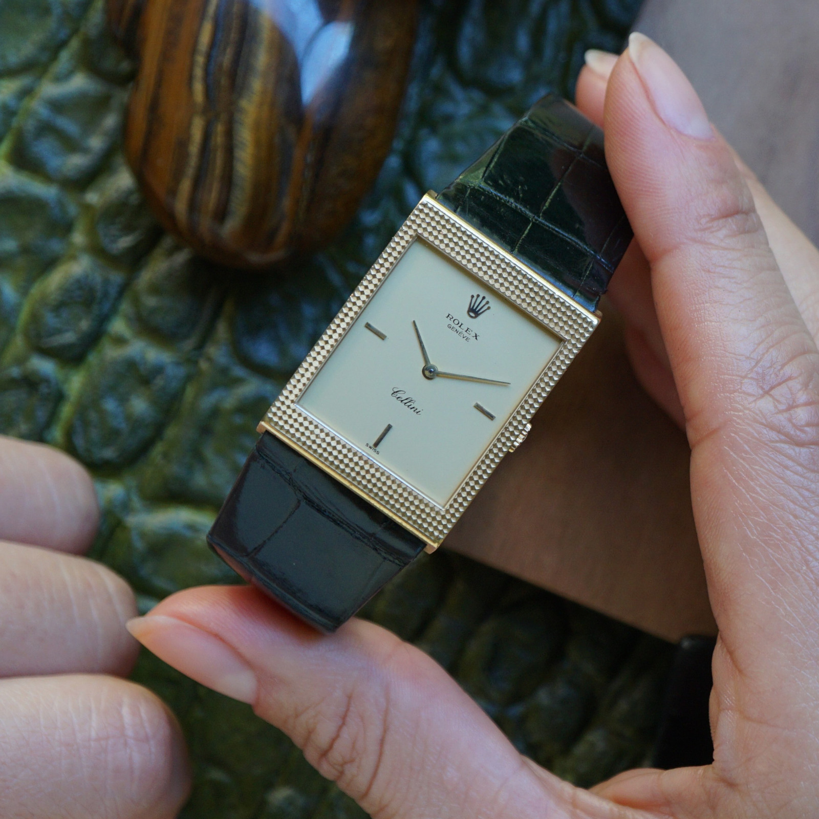 Rolex Cellini Ref. 4127 Hobnail 18k White Gold Manual Wind 1976