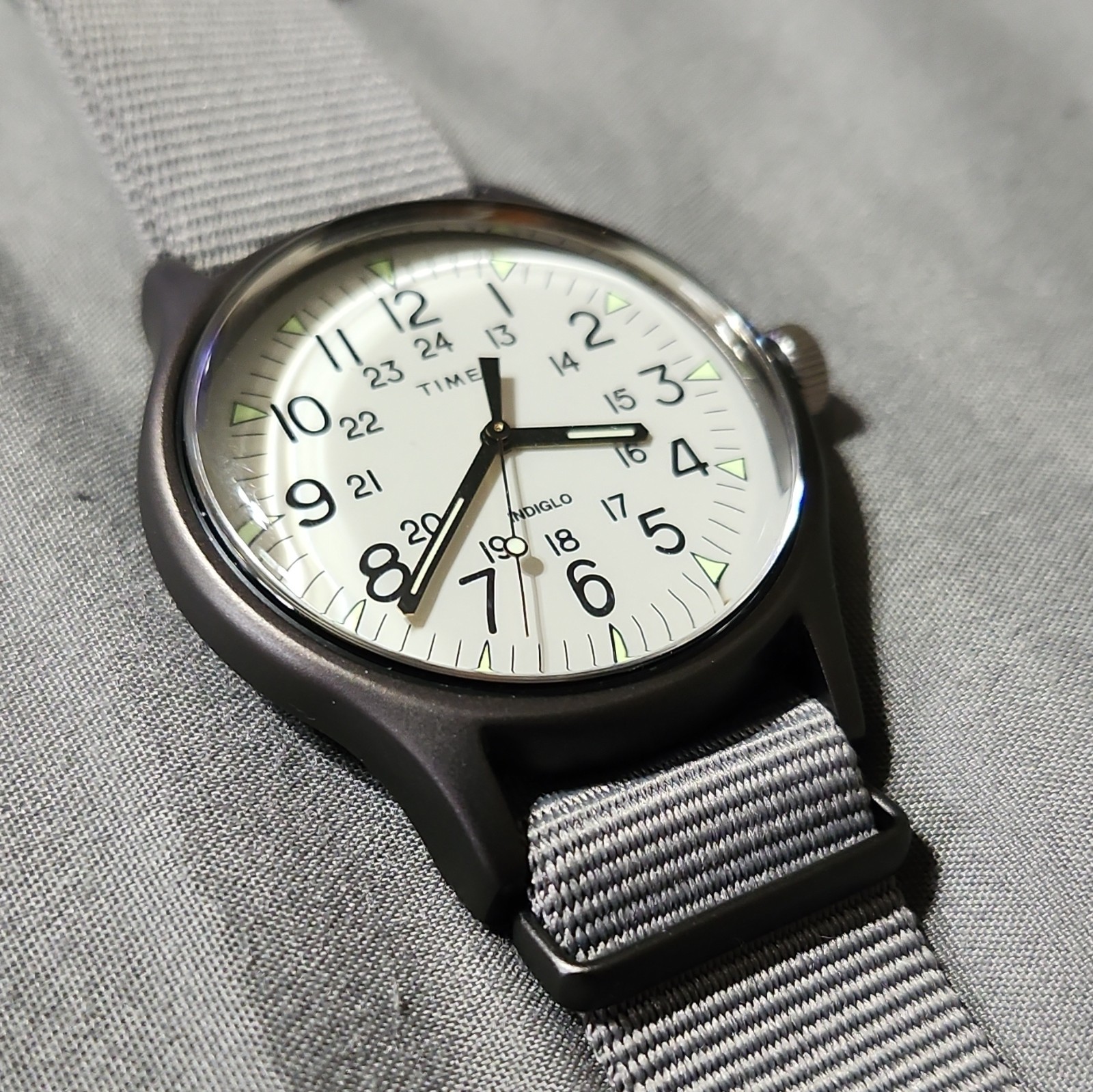 Timex Indiglo Never Worn 38mm Black SS Case Gray Nylon NATO Strap 30m