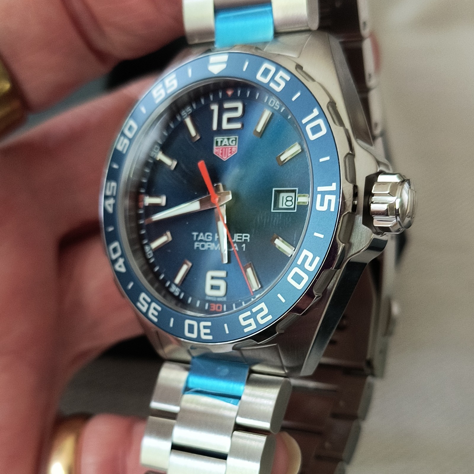 TAG Heuer Formula 1 Quartz 43mm Blue Dial SS Bracelet Date 200m Box Papers