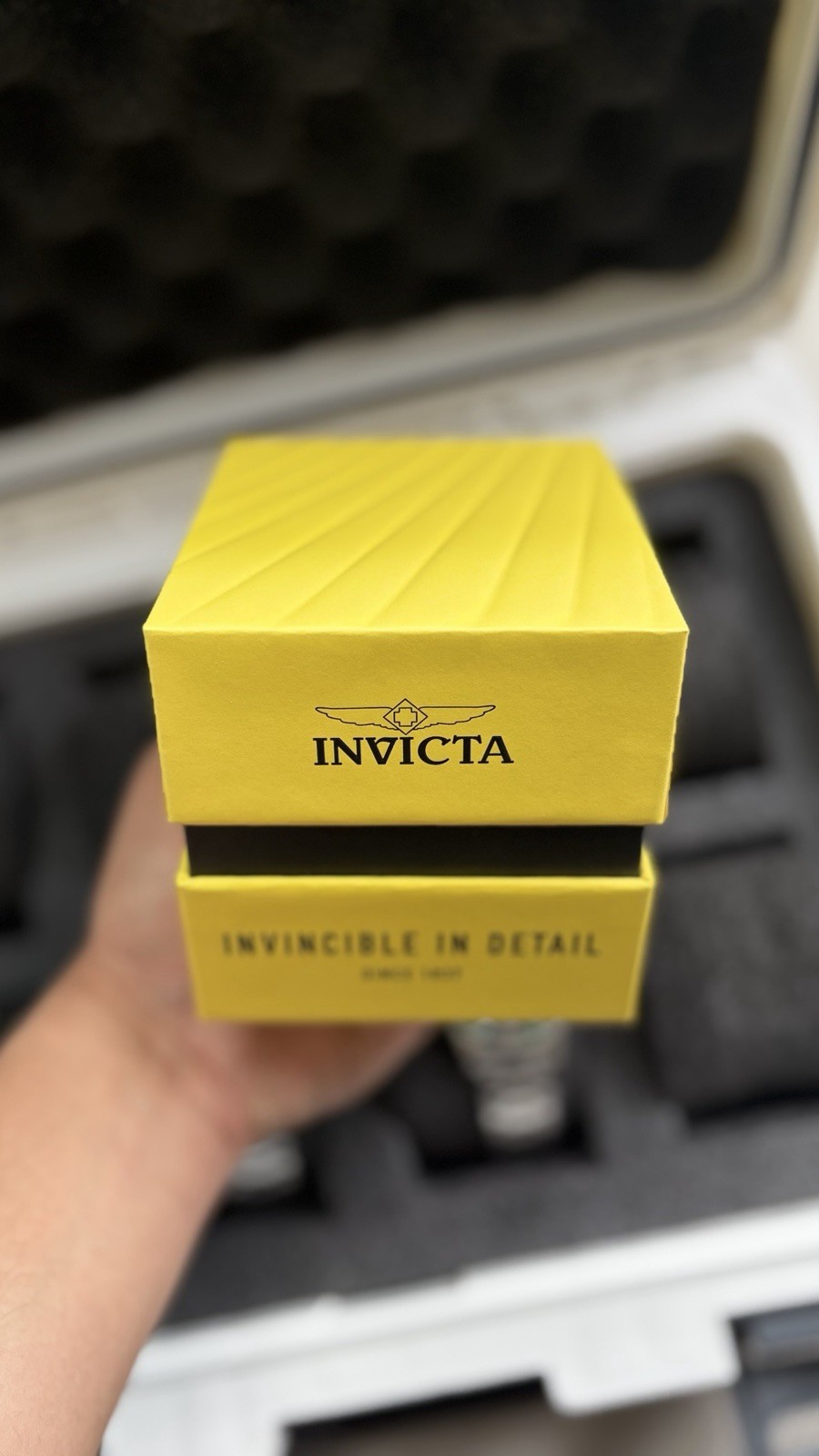 Invicta Pro Diver Anchoris 40mm Blue Dial 200m Stainless Bracelet w/ Box