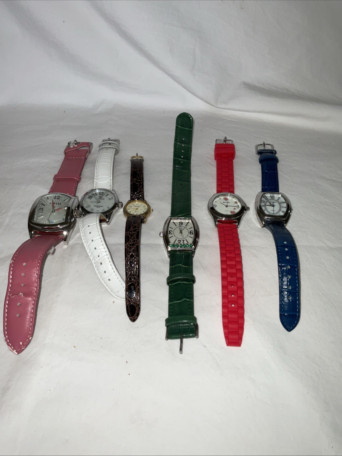 Lot Of 13 Vintage Watches Various Brands Untested