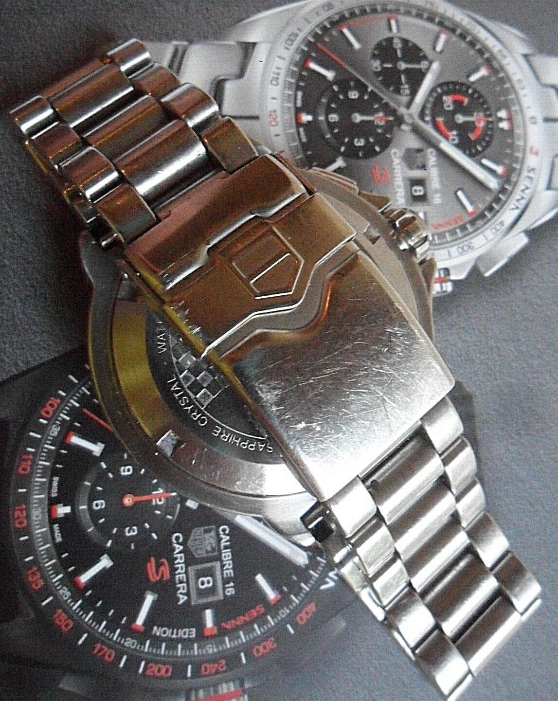 Men’s TAG Heuer Formula 1 200M Professional Swiss Quartz Diver’s Watch WAH111C