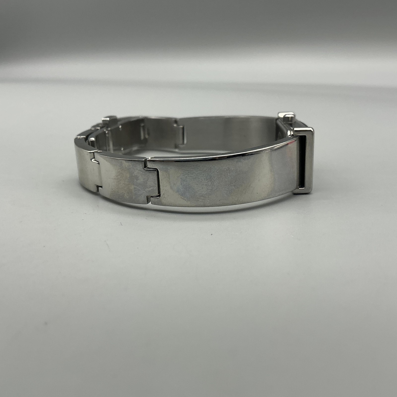 Citizen Eco-Drive Womens Watch 14mm Black Dial Silver Tone Bracelet 6.5″
