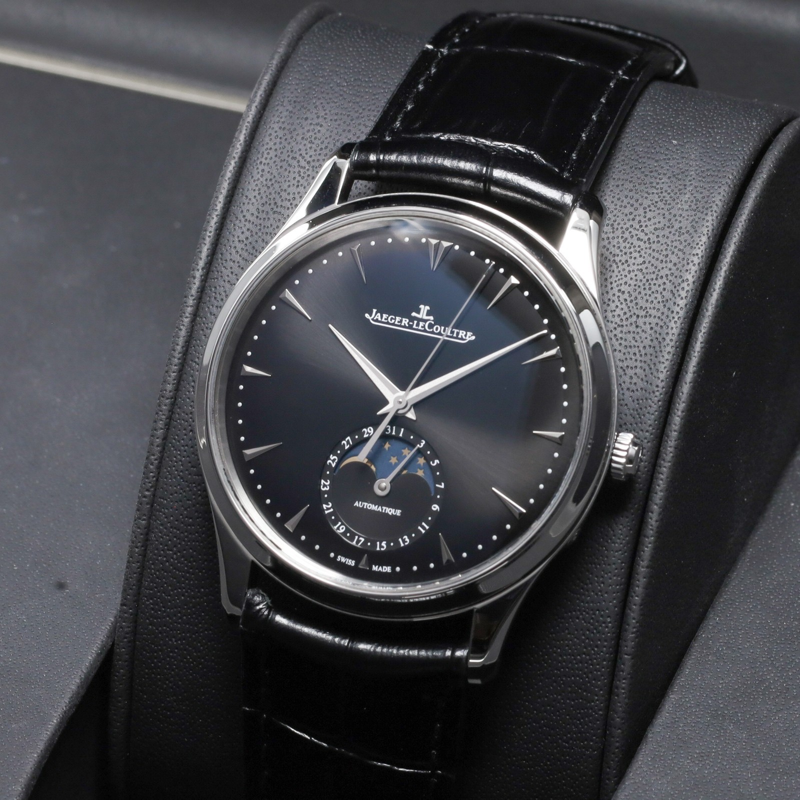 Jaeger-LeCoultre Master Ultra Thin 39mm Black Dial Q1368470