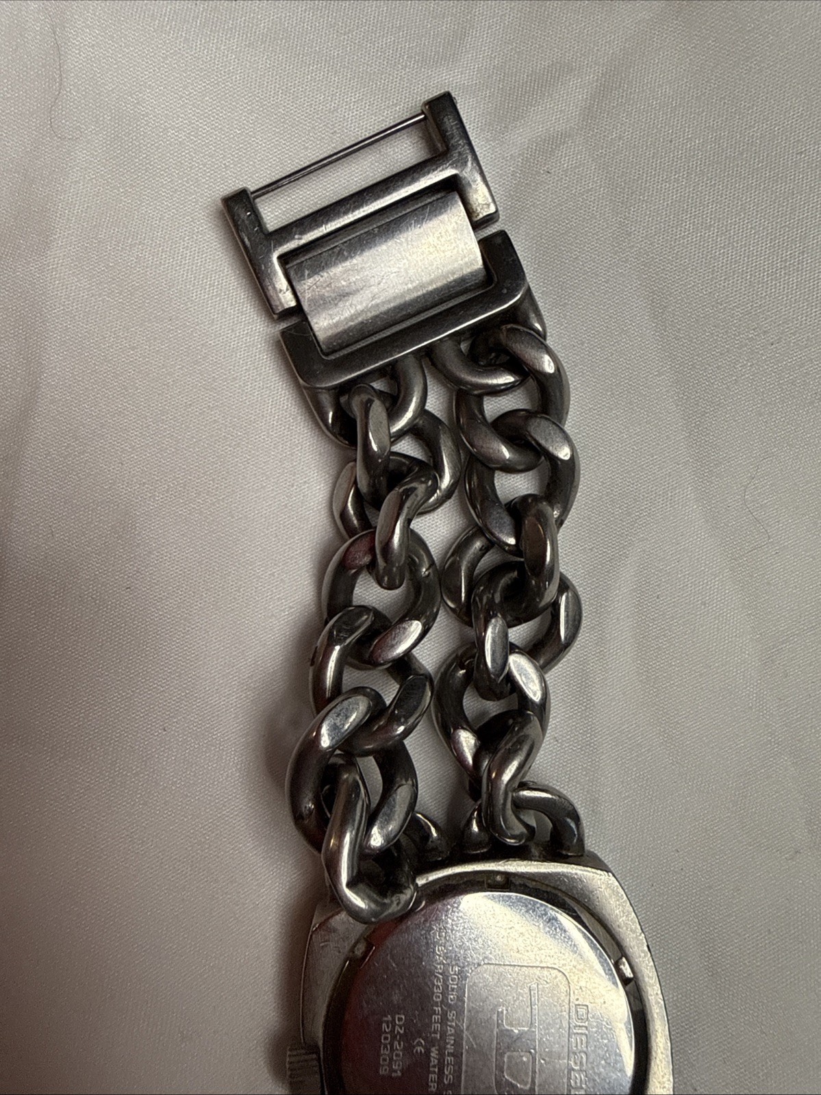 Vintage Diesel DZ-2091 Dual Chain Quartz Watch Japan 10 Bar Lug To Lug 7”